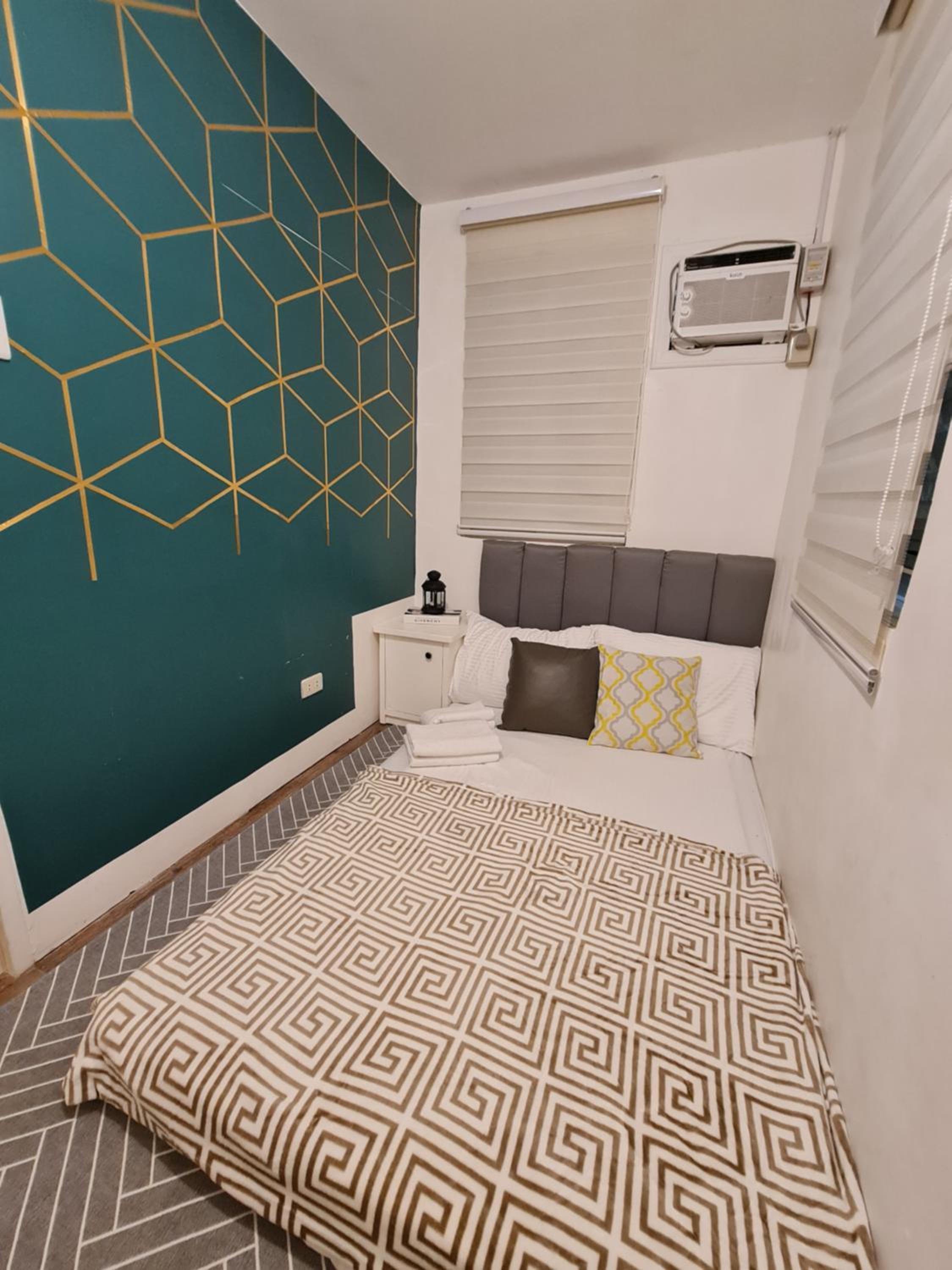 Three-Bedroom Apartment - Photo 9