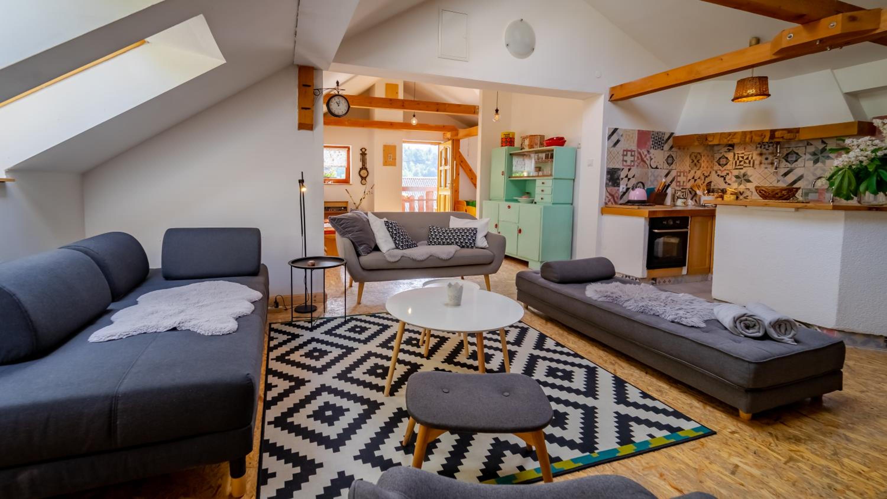 Two-Bedroom Apartment - Photo 16