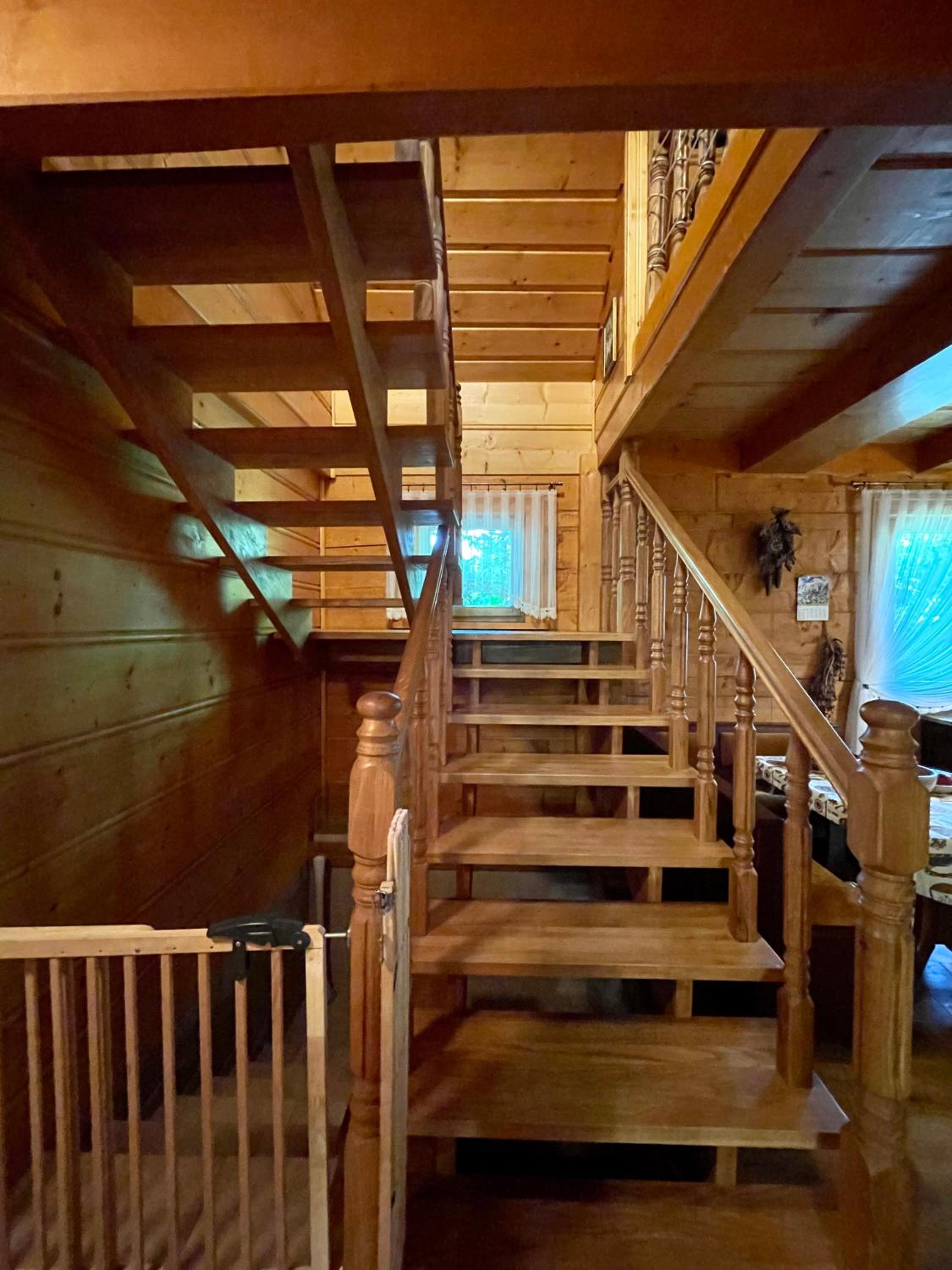 Four-Bedroom House - Photo 10