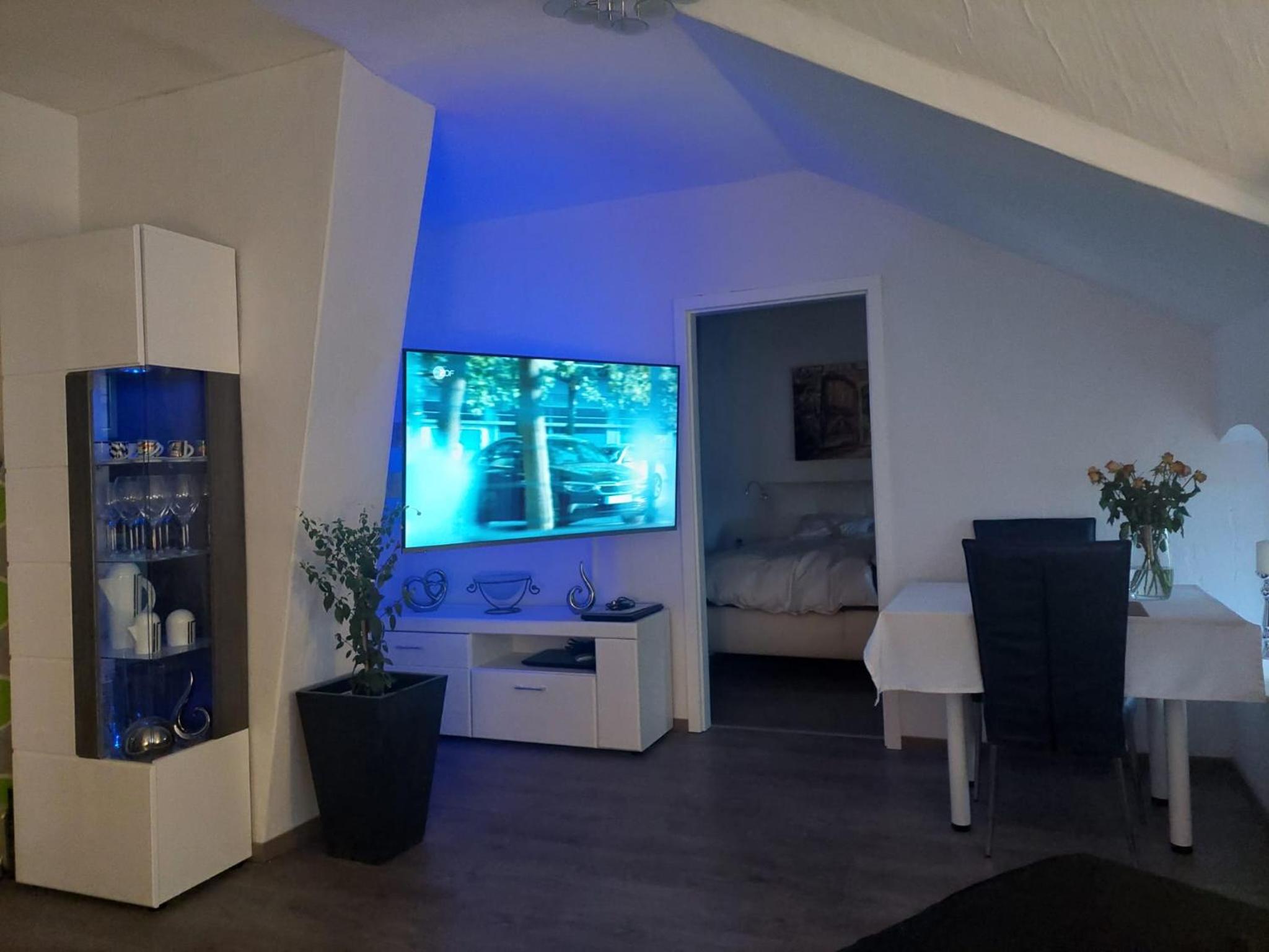 One-Bedroom Apartment photo 1
