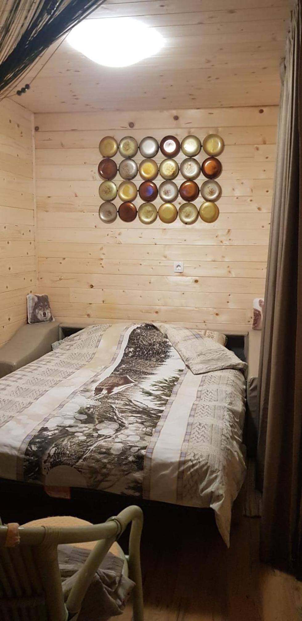 One-Bedroom House - Photo 9