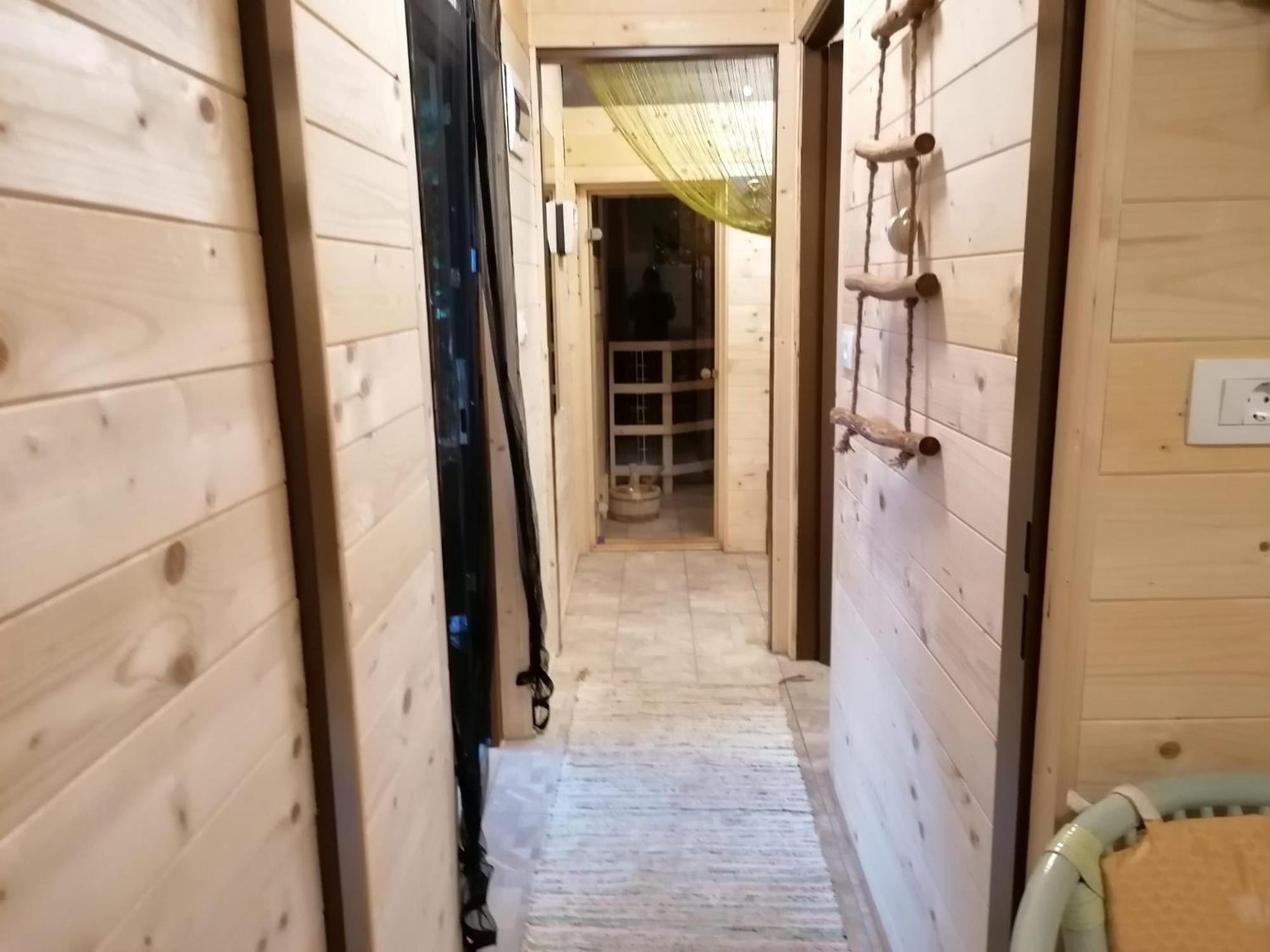 One-Bedroom House - Photo 8