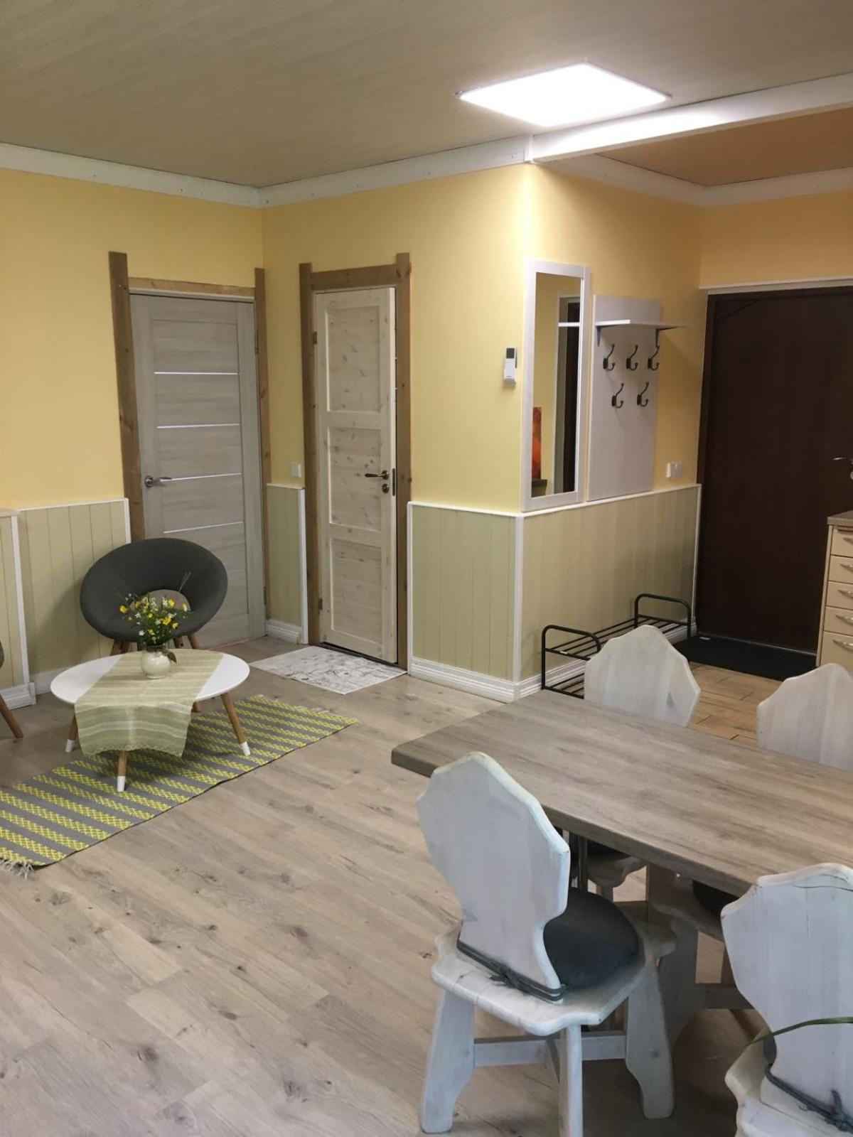 One-Bedroom House - Photo 14