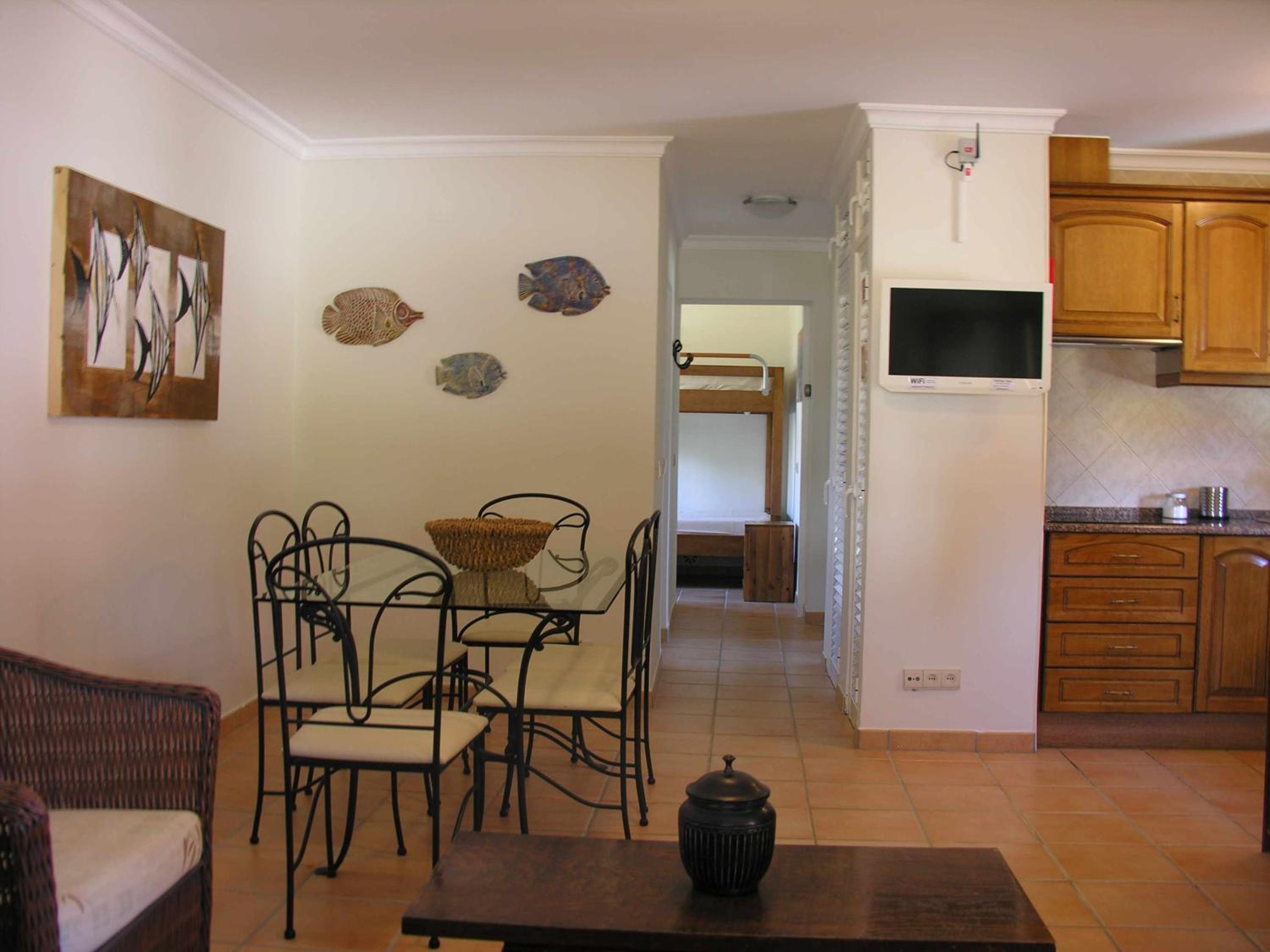 Two-Bedroom House photo 3