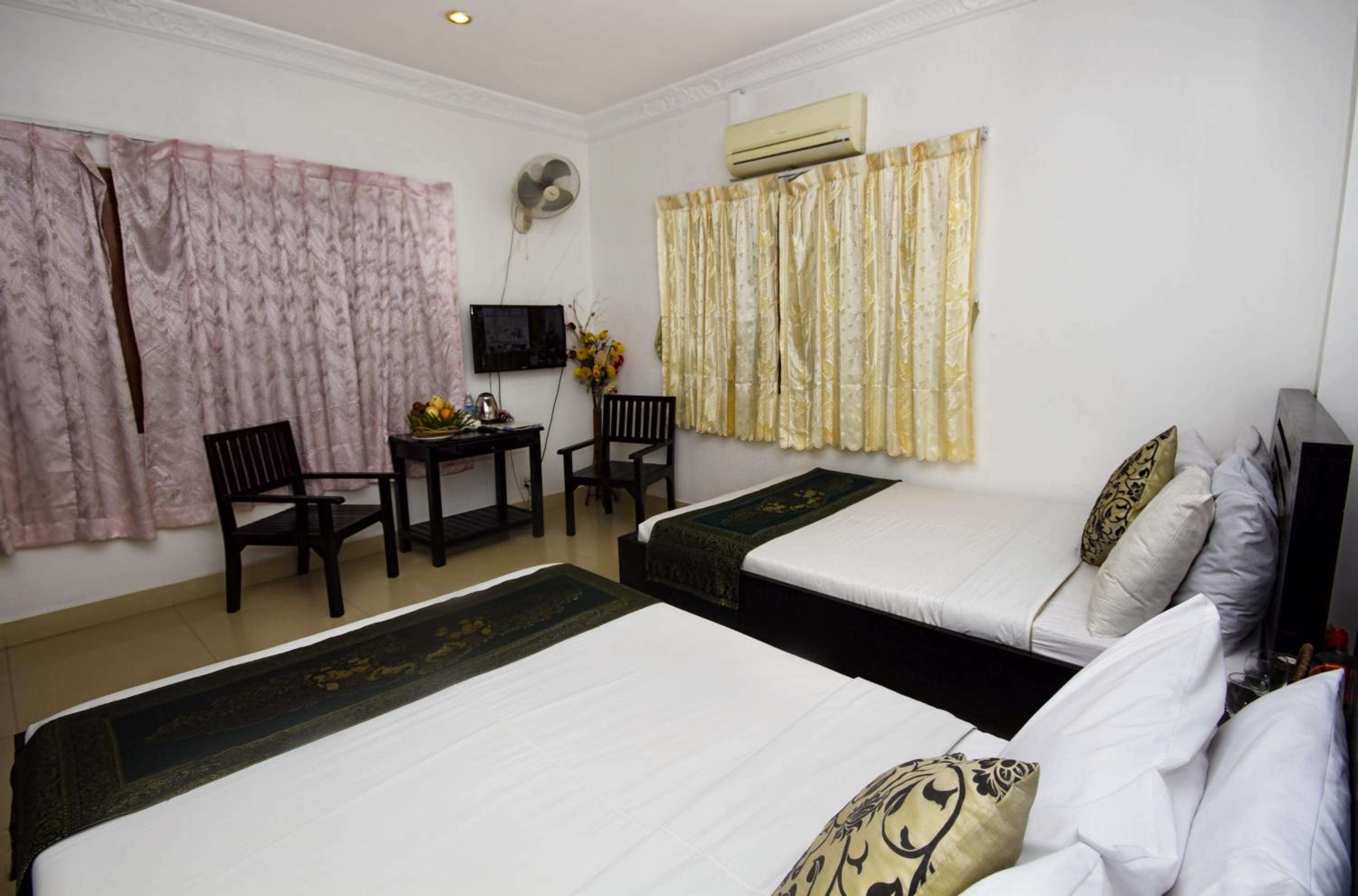 Deluxe Twin Room photo 2