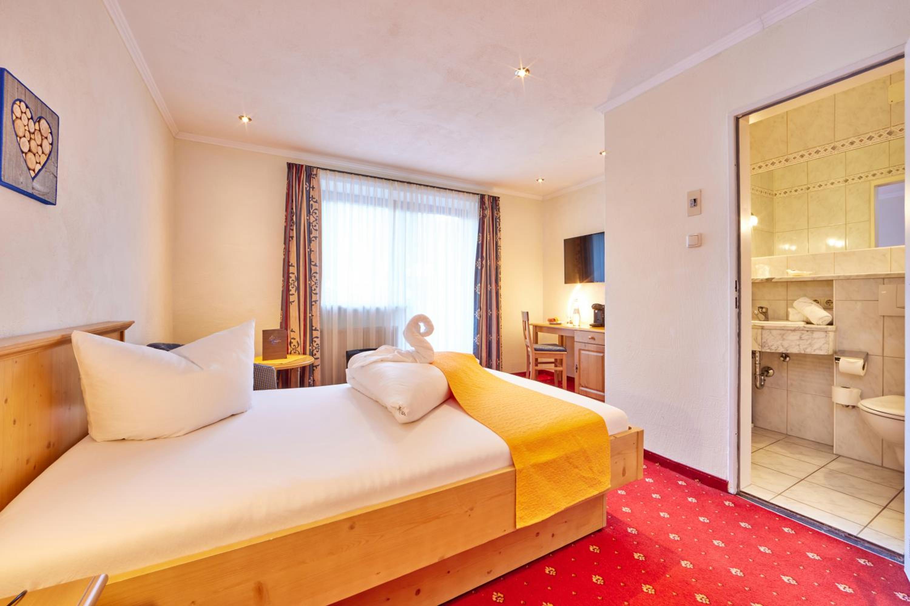 Deluxe Single Room with Balcony
