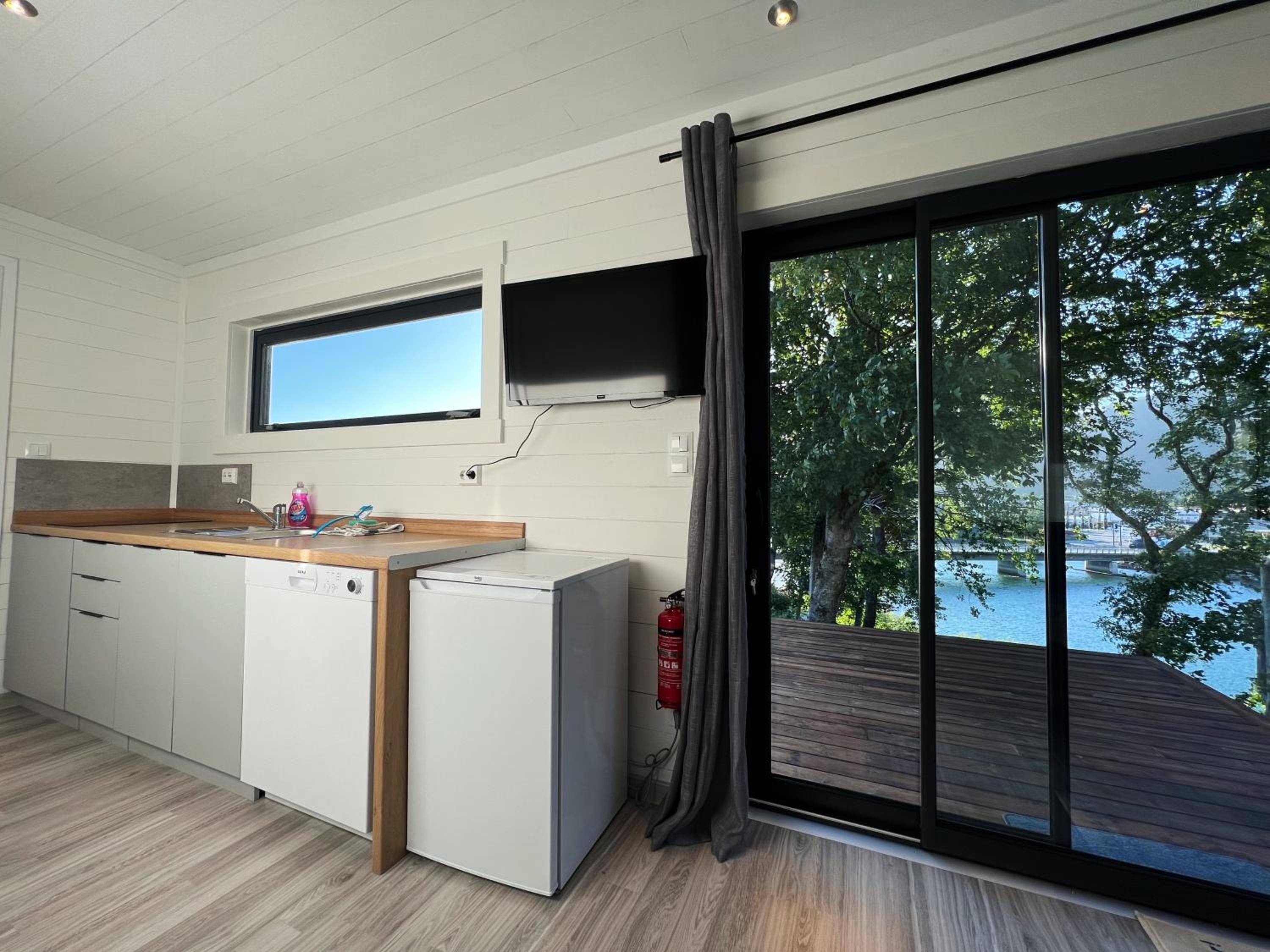 One-Bedroom Cottage photo 2