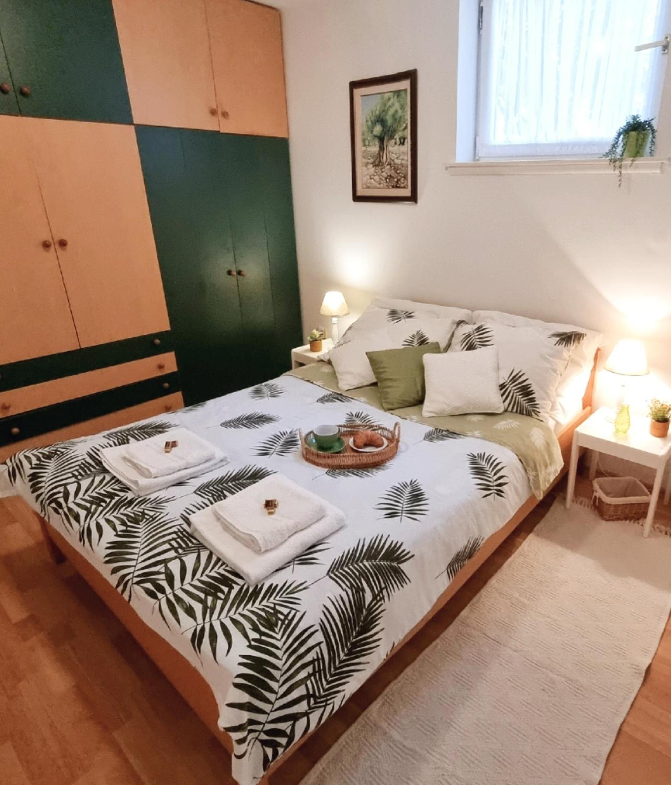 Apartment with Terrace photo 1