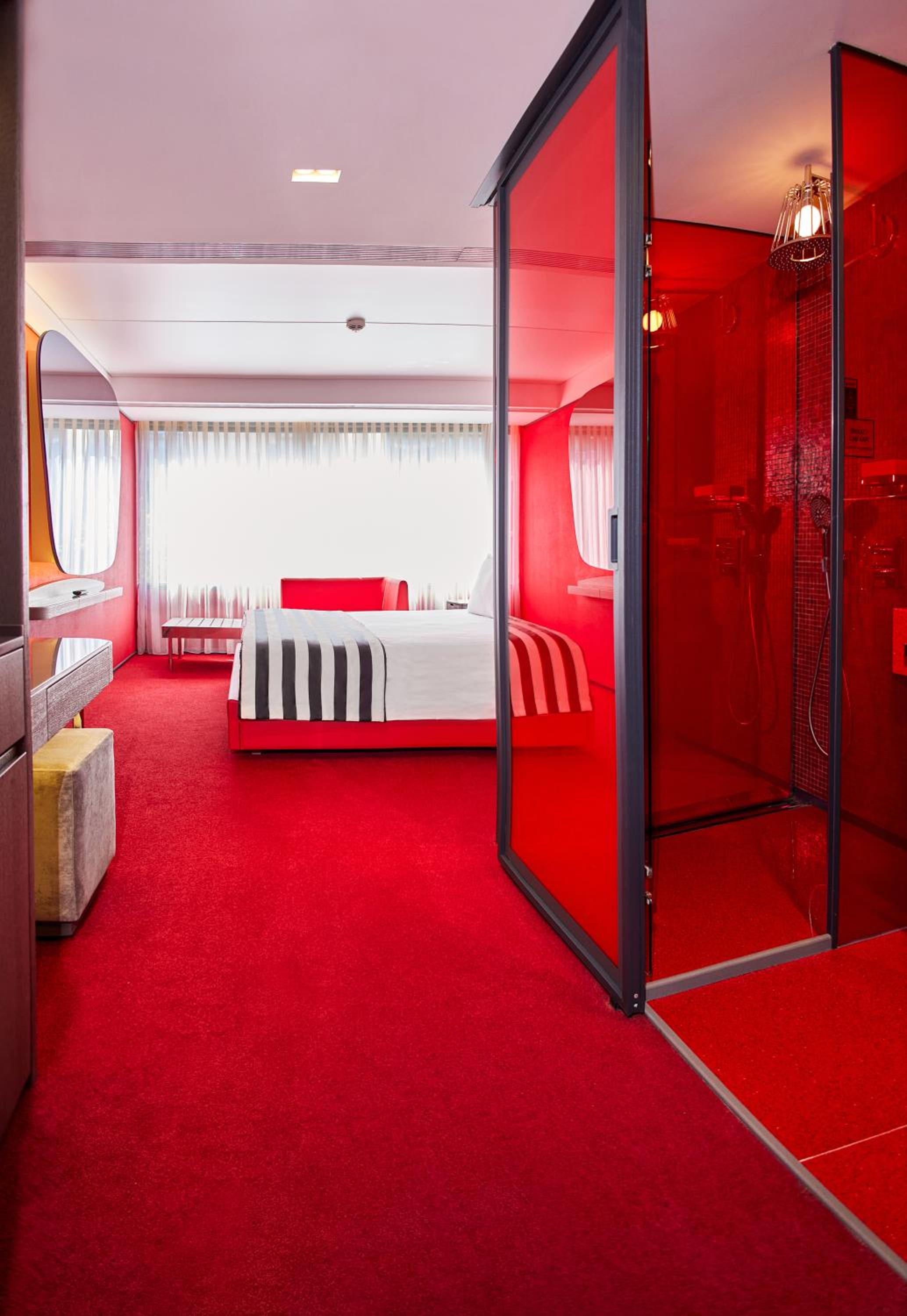 Double Room thumbnail 6