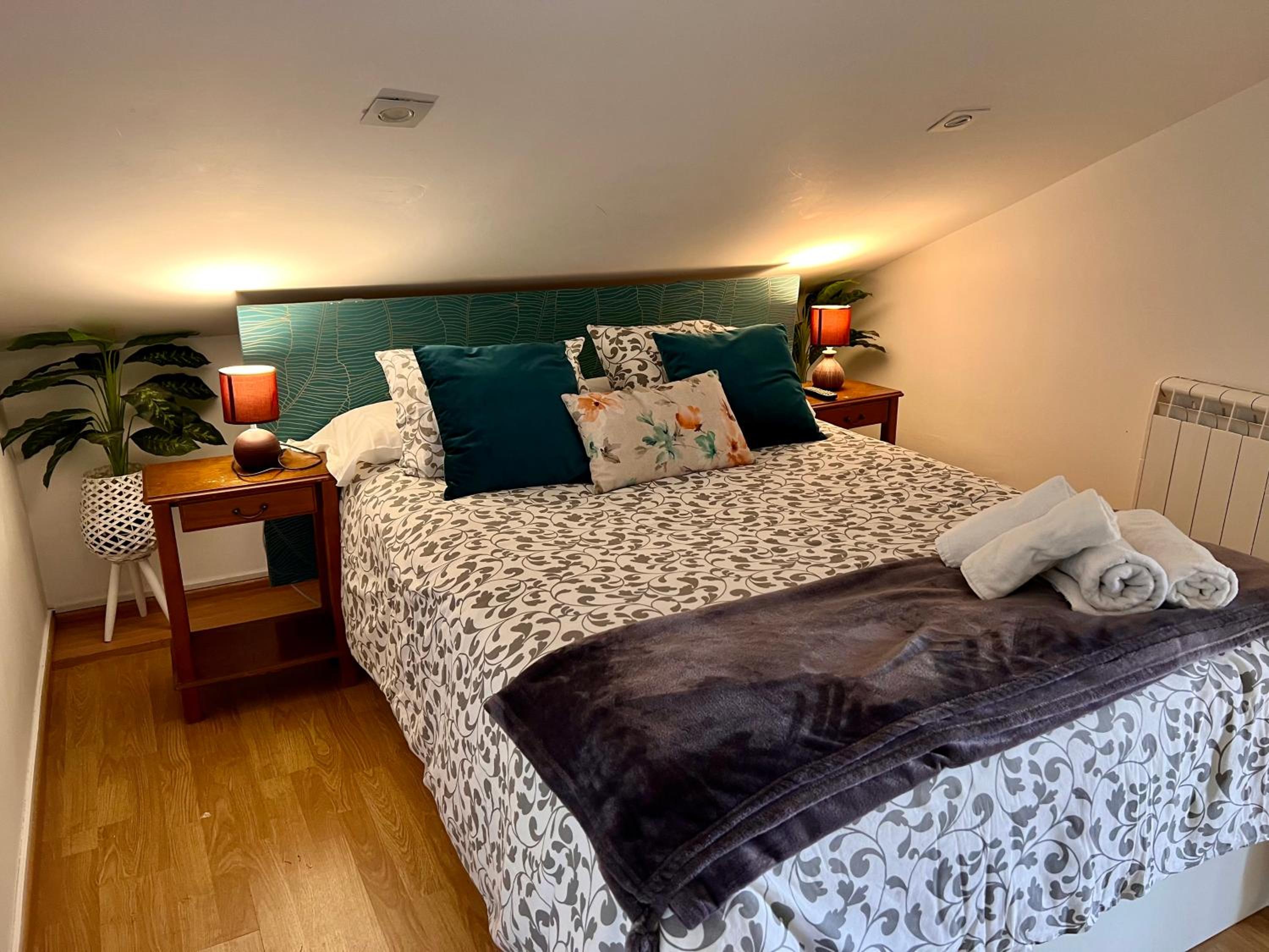 Quadruple Room with Private Bathroom photo 3