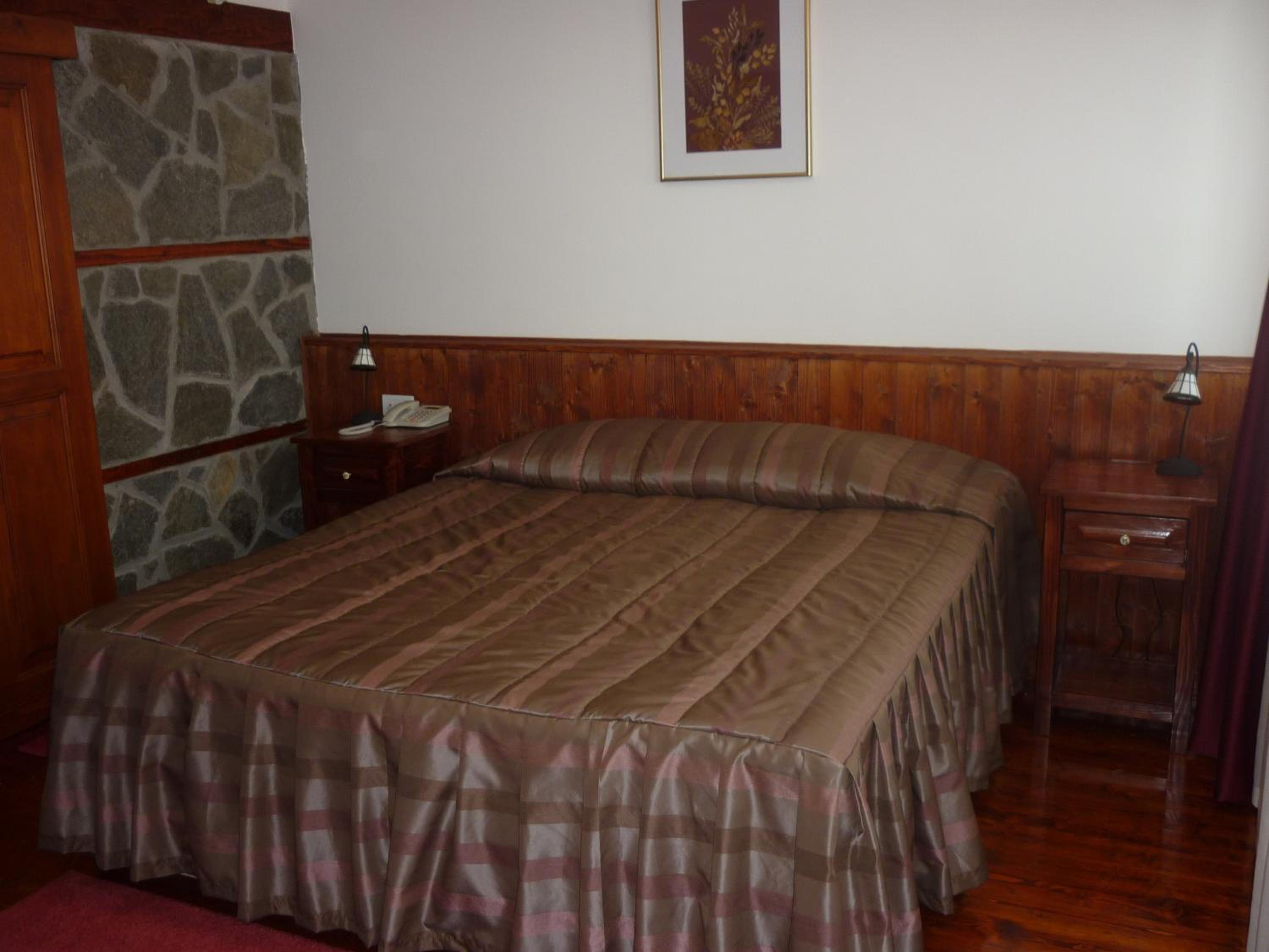 One-Bedroom Suite with Balcony photo 1