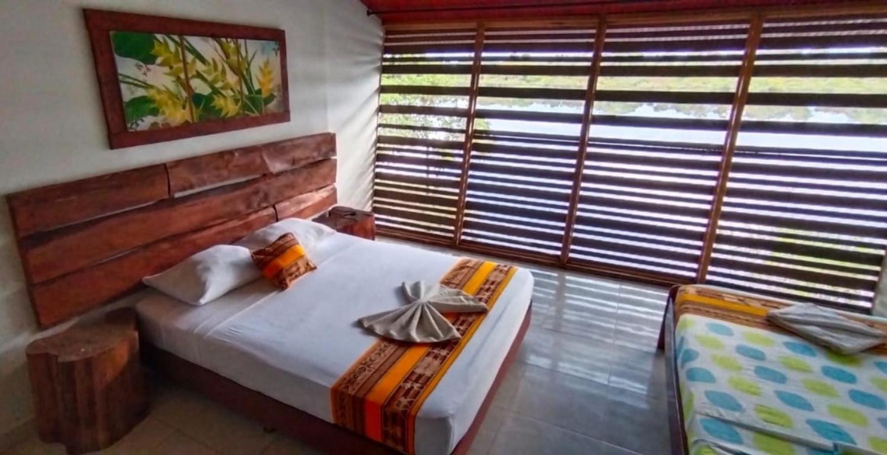 Quadruple Room with Lake View photo 3