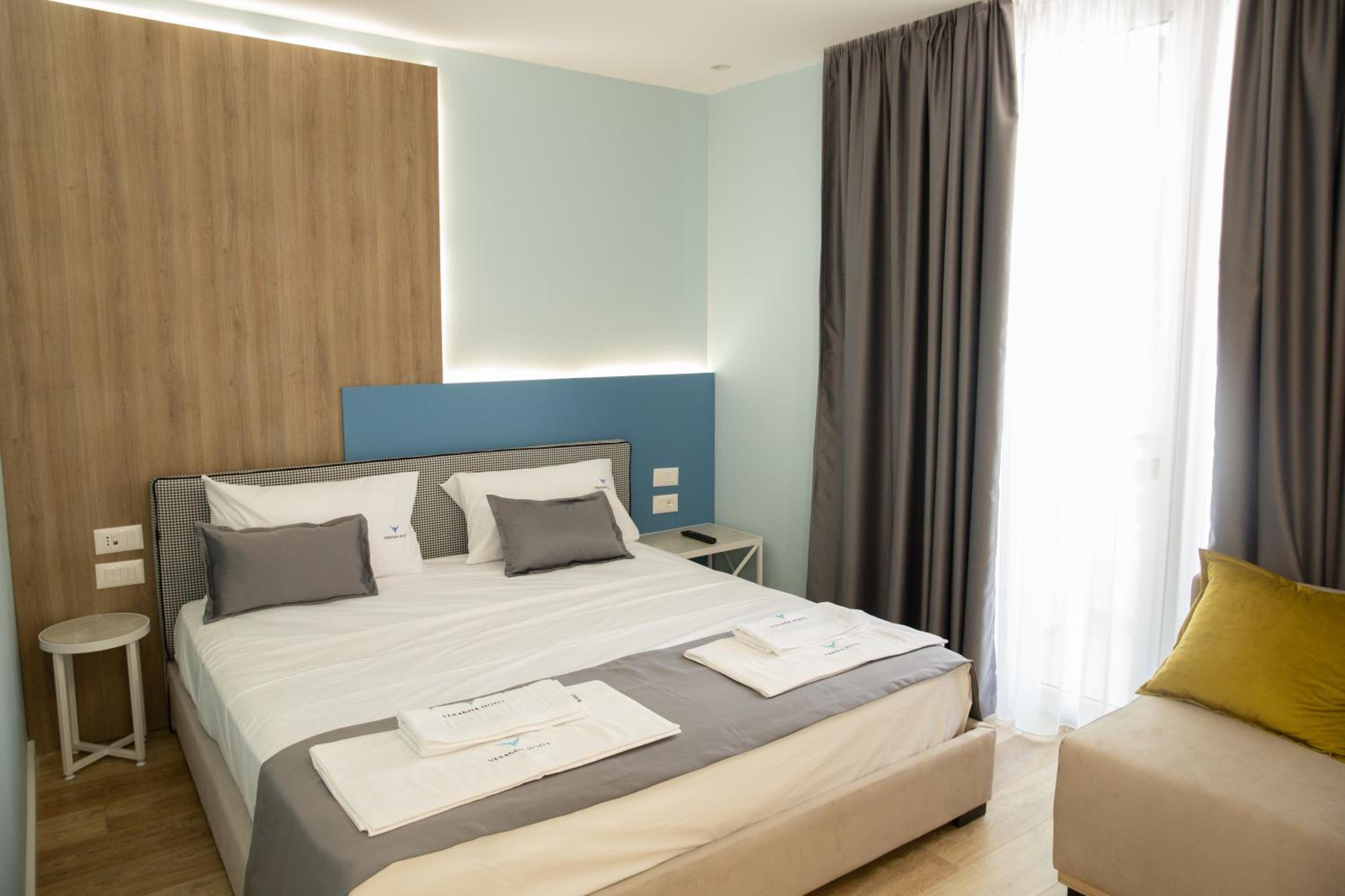 Triple Room with Balcony