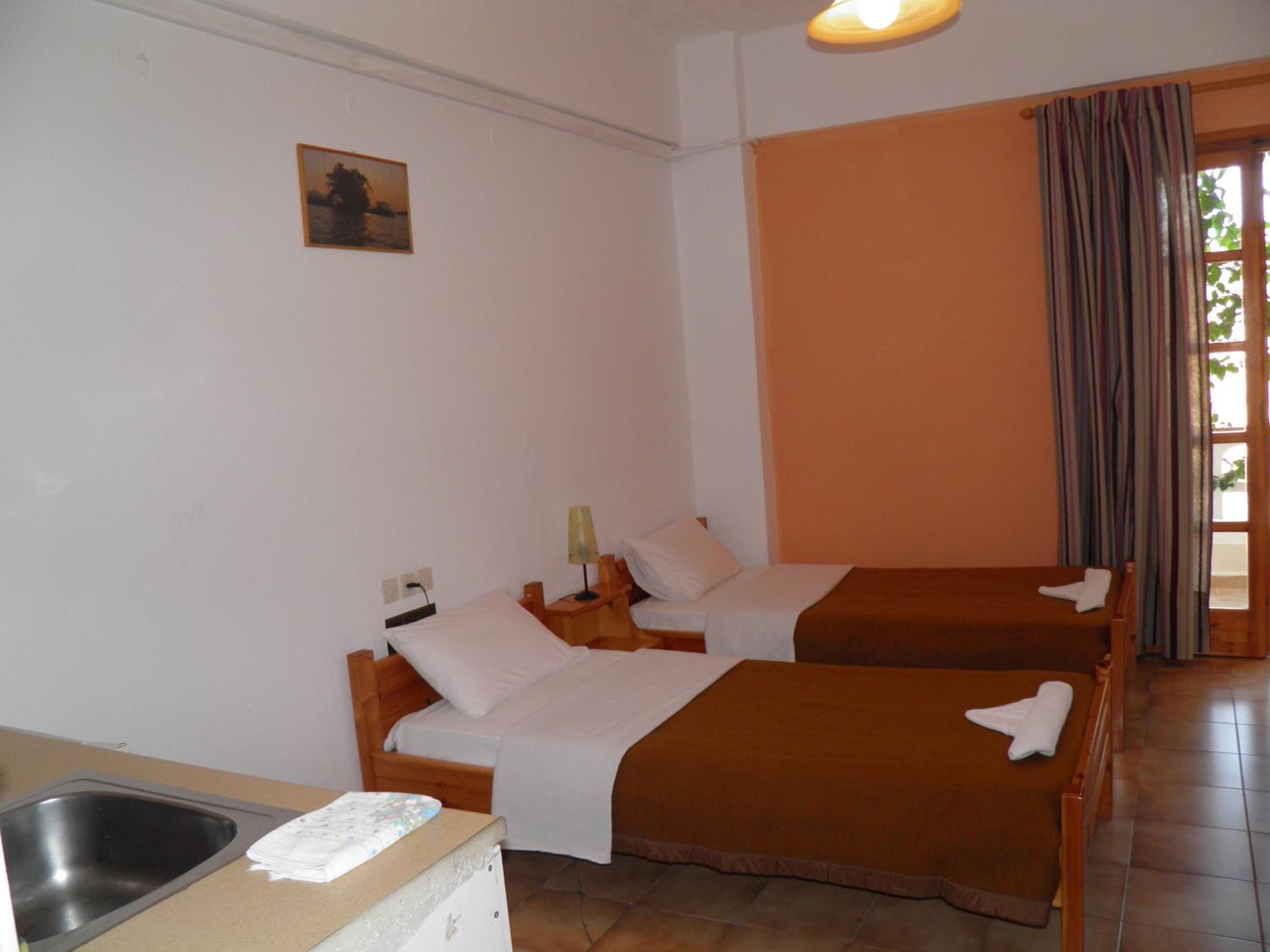 One-Bedroom Apartment - Photo 5
