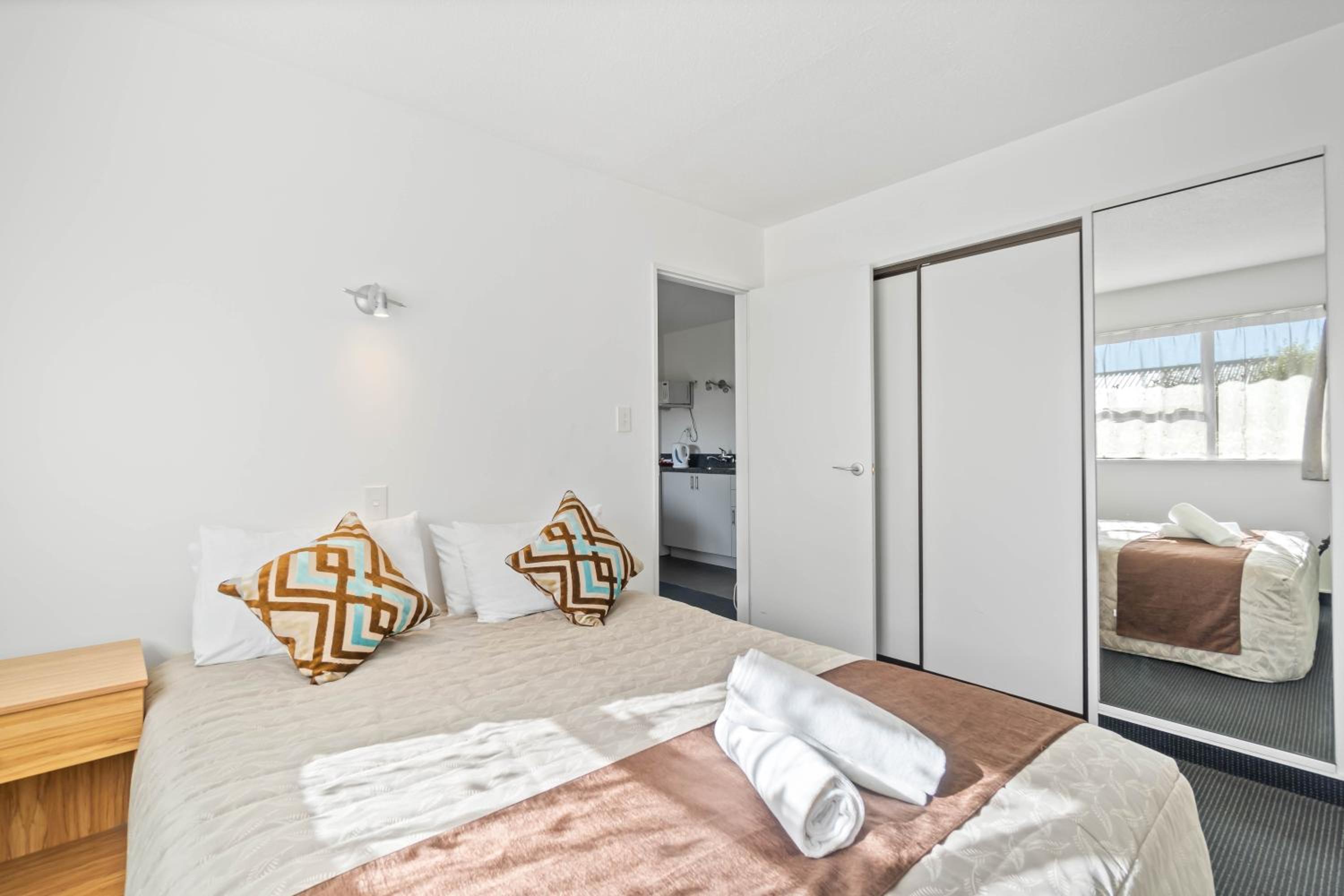 Two-Bedroom Apartment - Ground Floor  photo 2