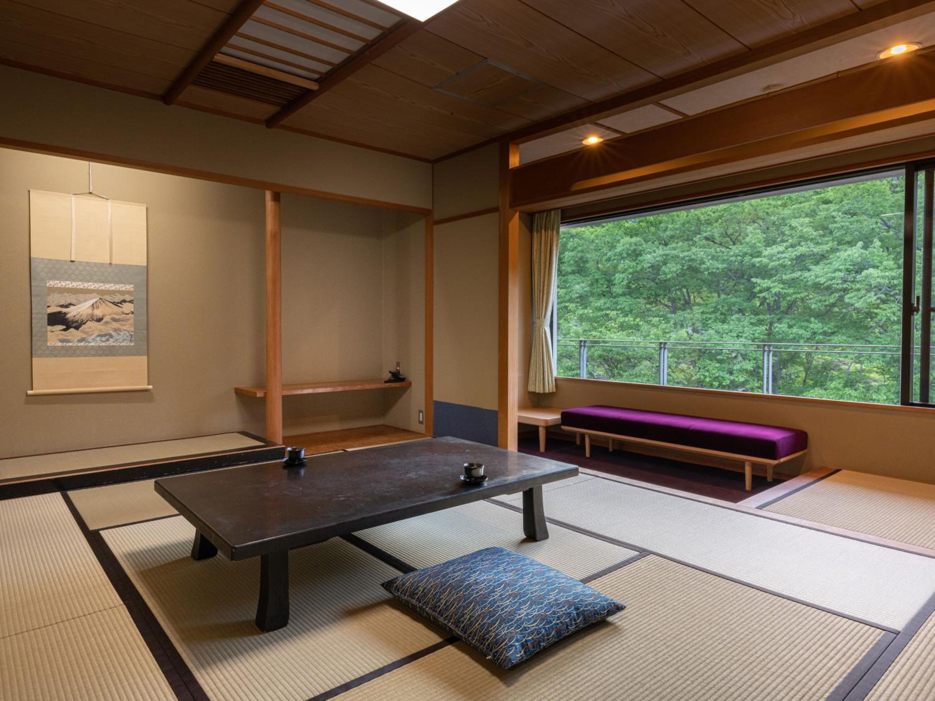 Japanese-Style Room 10 tatami mat