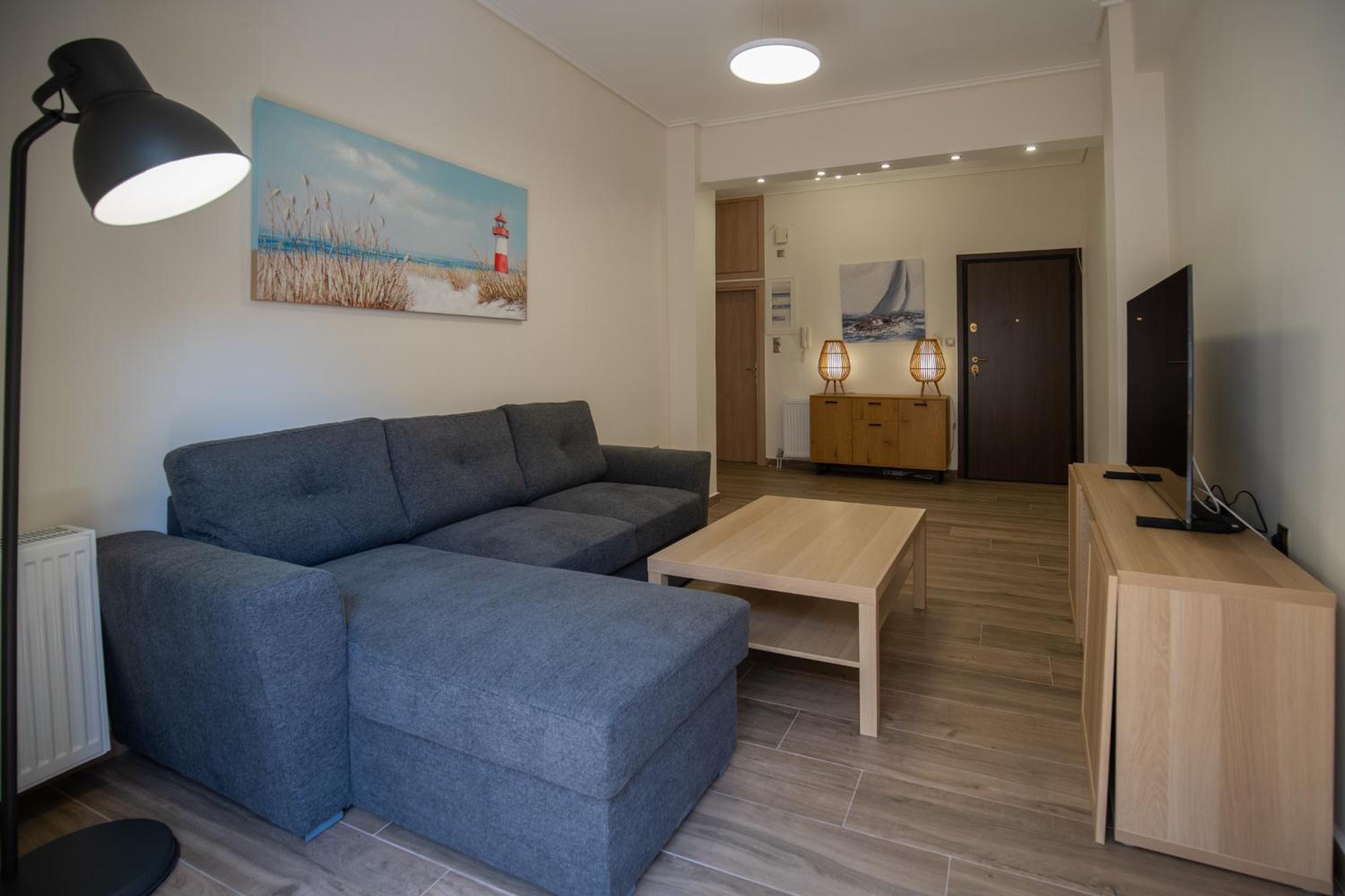 One-Bedroom Apartment photo 2