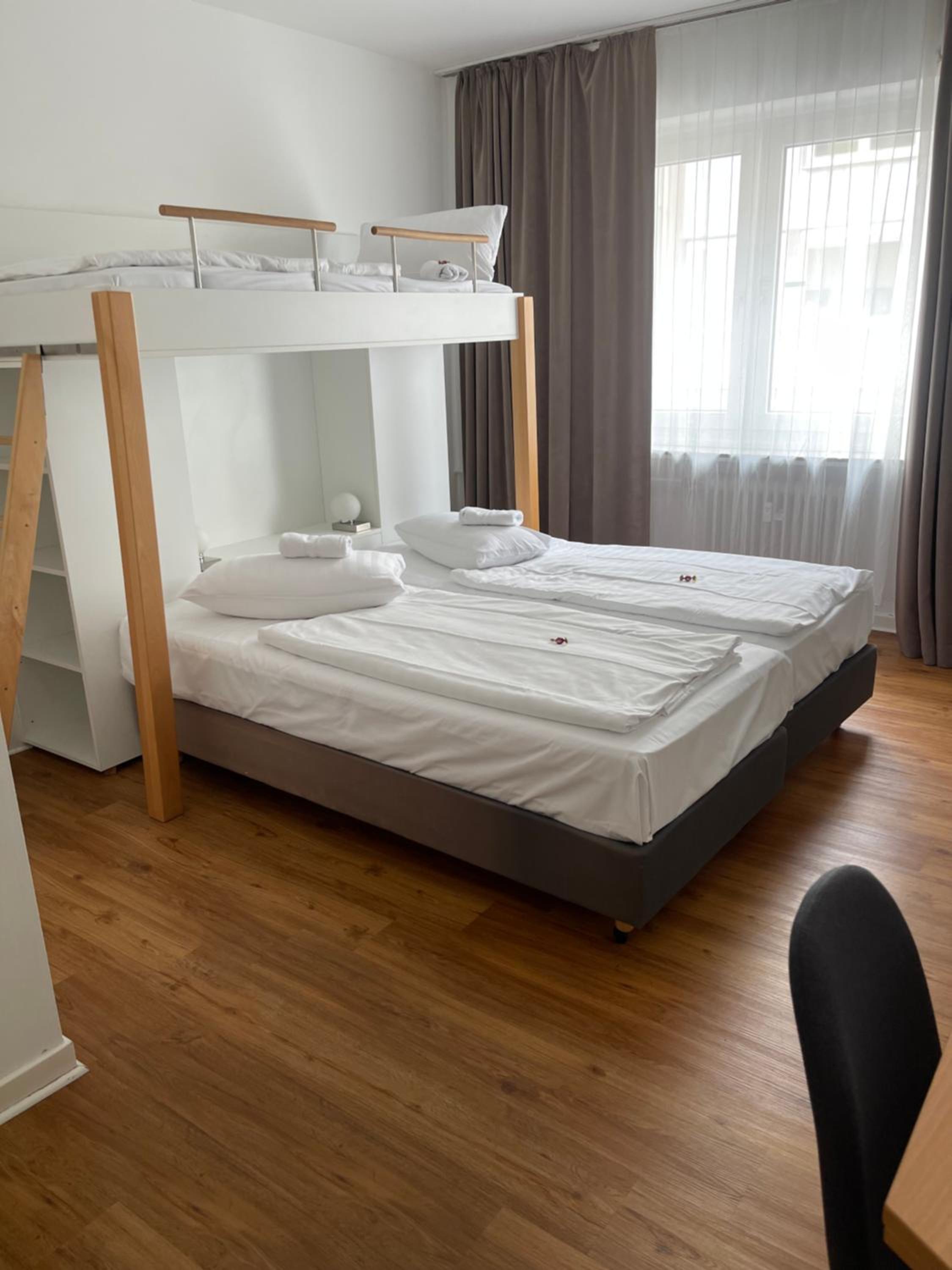 Triple Room - Photo 1