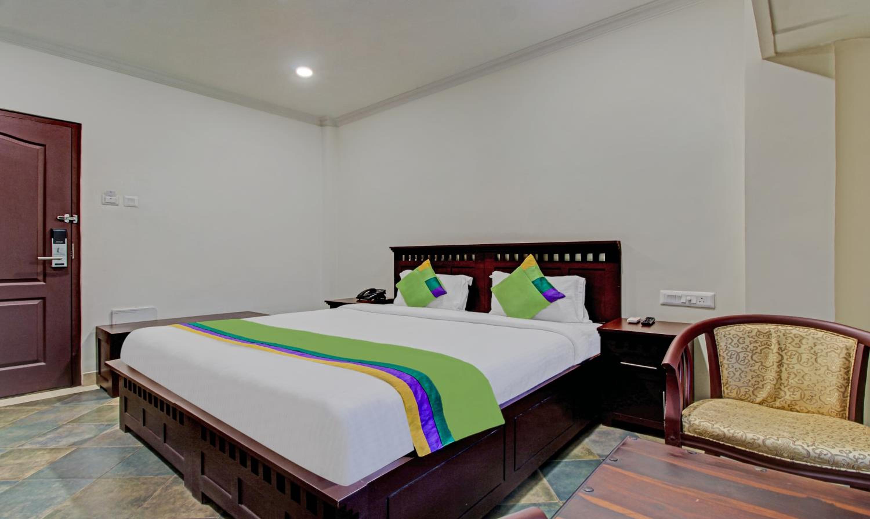 Standard Room - Photo 7