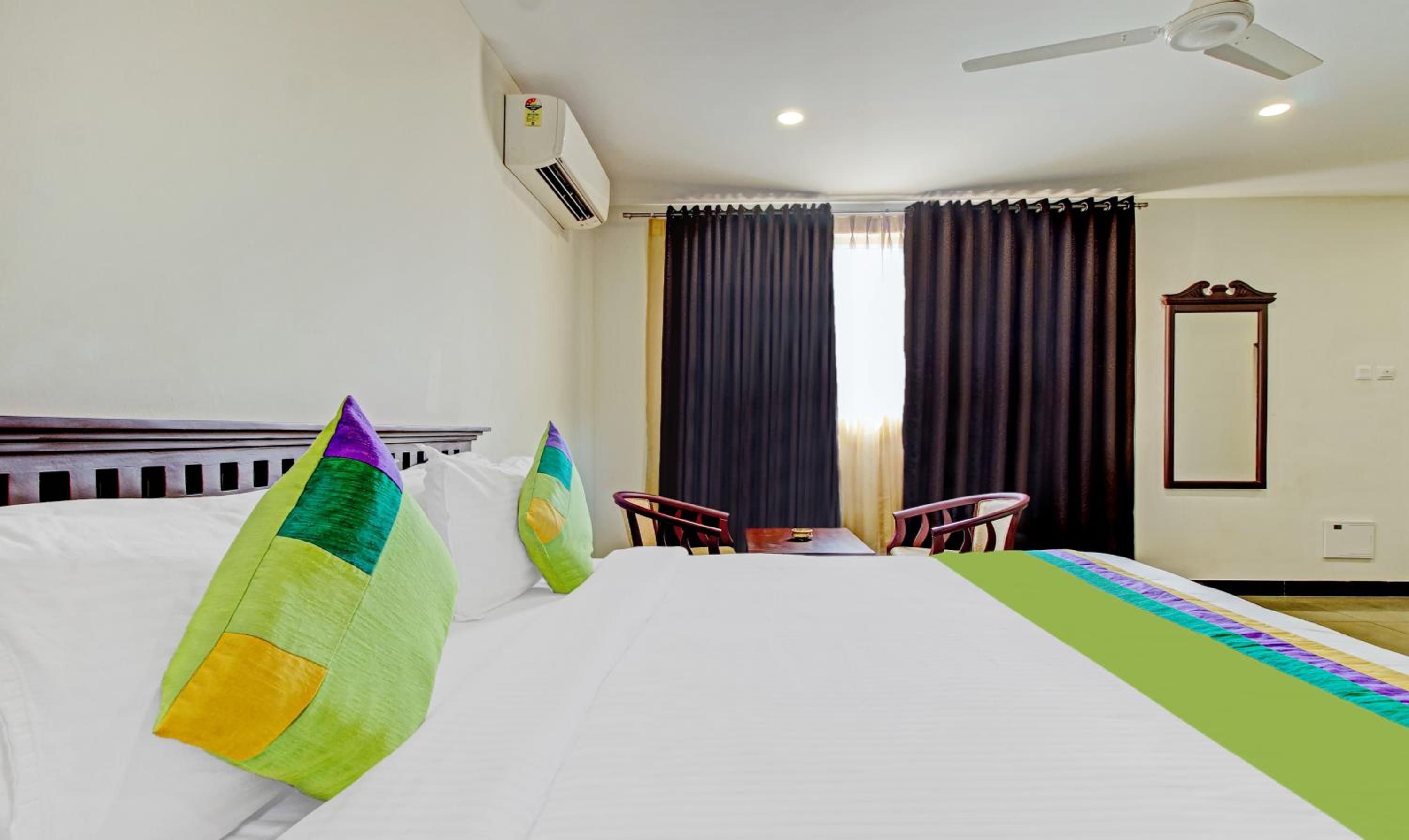 Deluxe Room - Photo 4