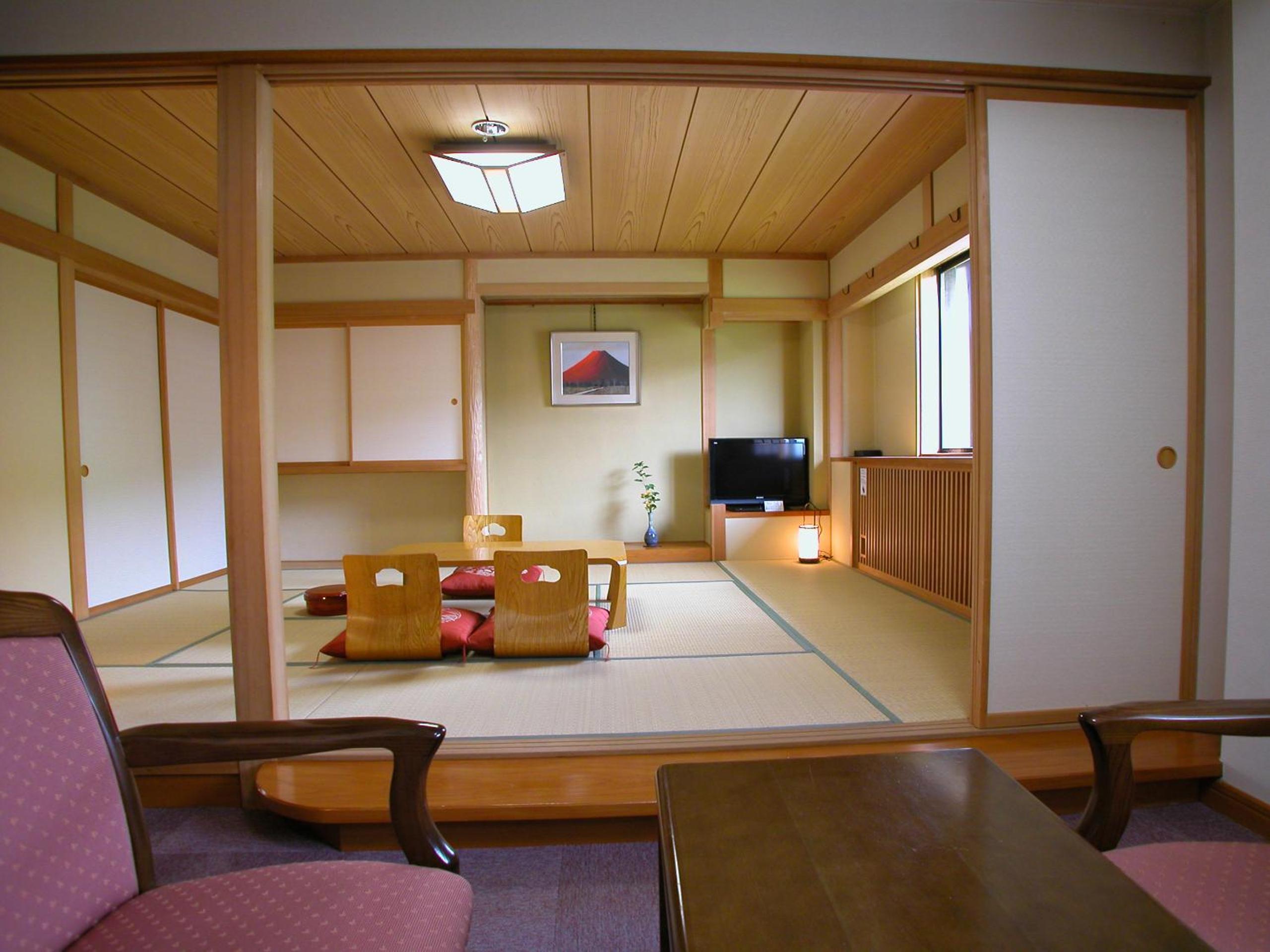 Japanese-Style Room With Private Bathroom - Non-Smoking - Photo 1