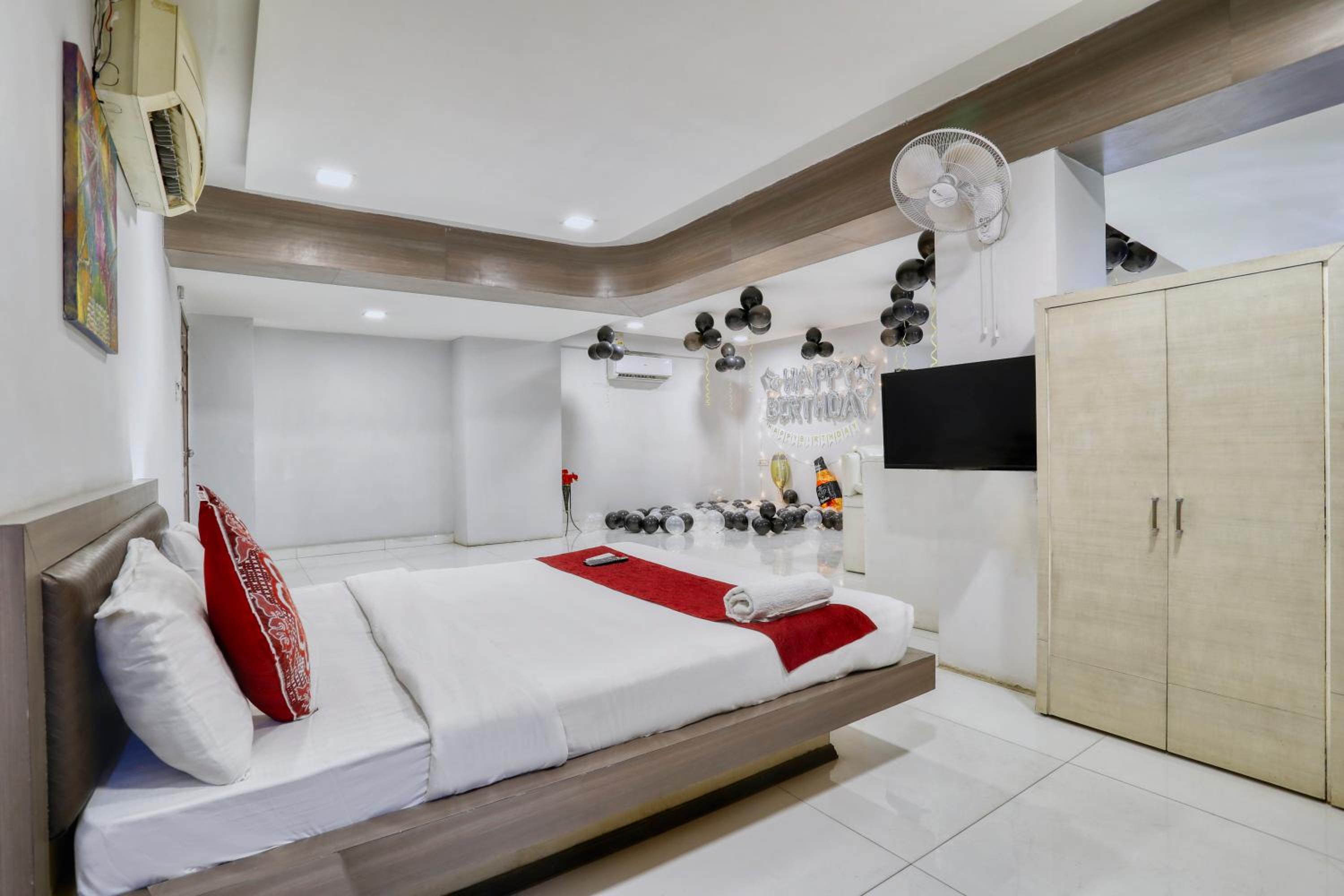 Superior King Room