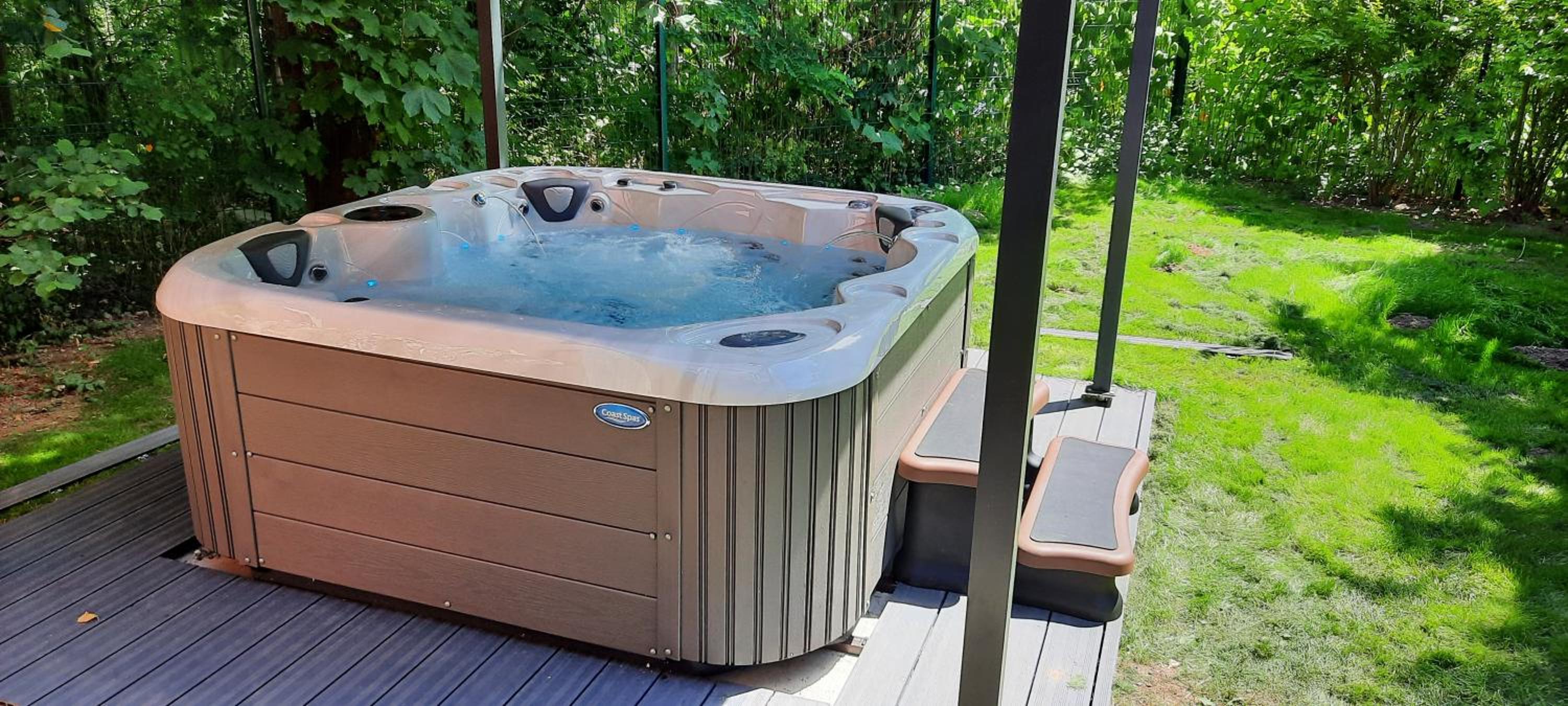 One-Bedroom Apartment with Private Jacuzzi - Photo 6