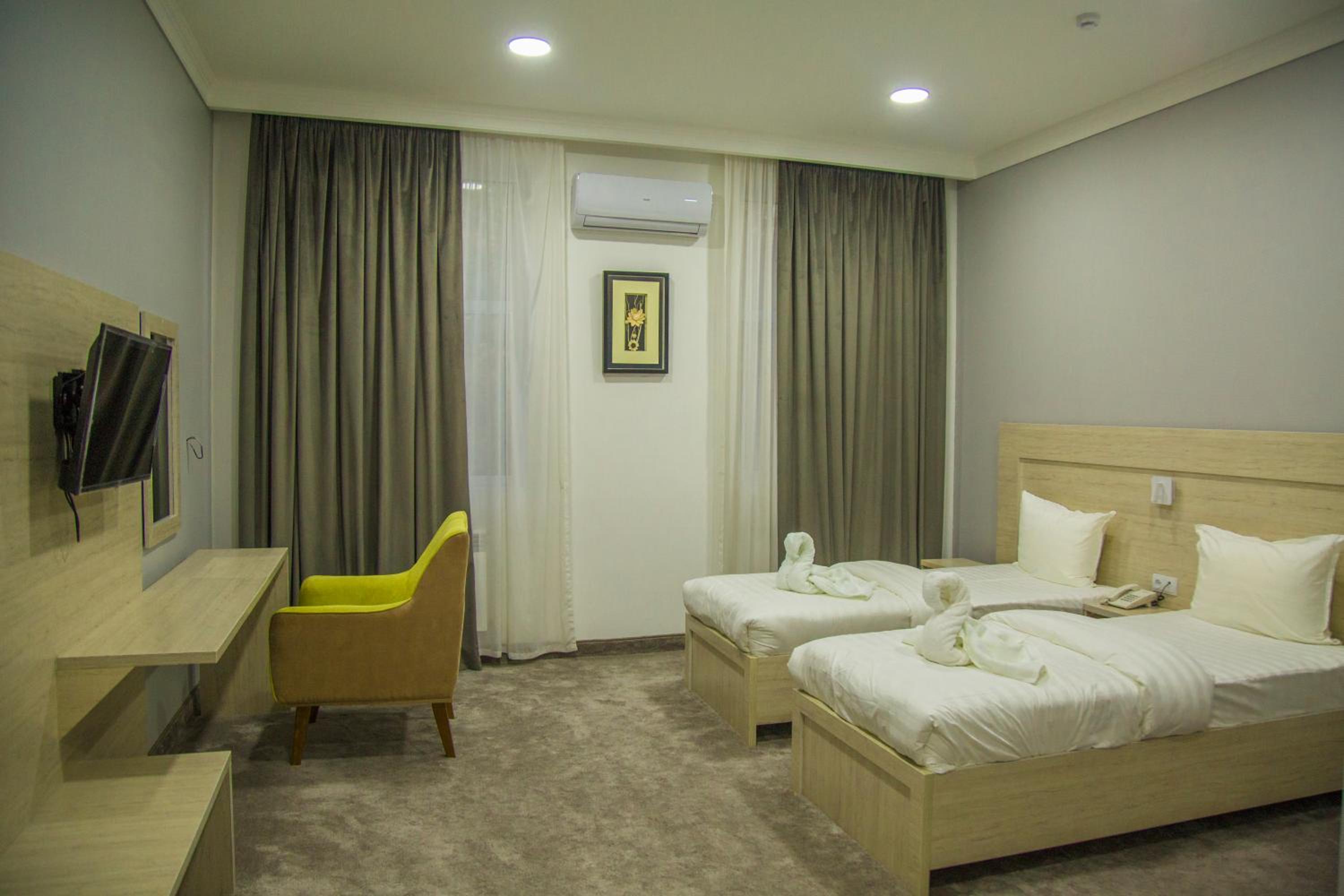 Deluxe Twin Room - Photo 4