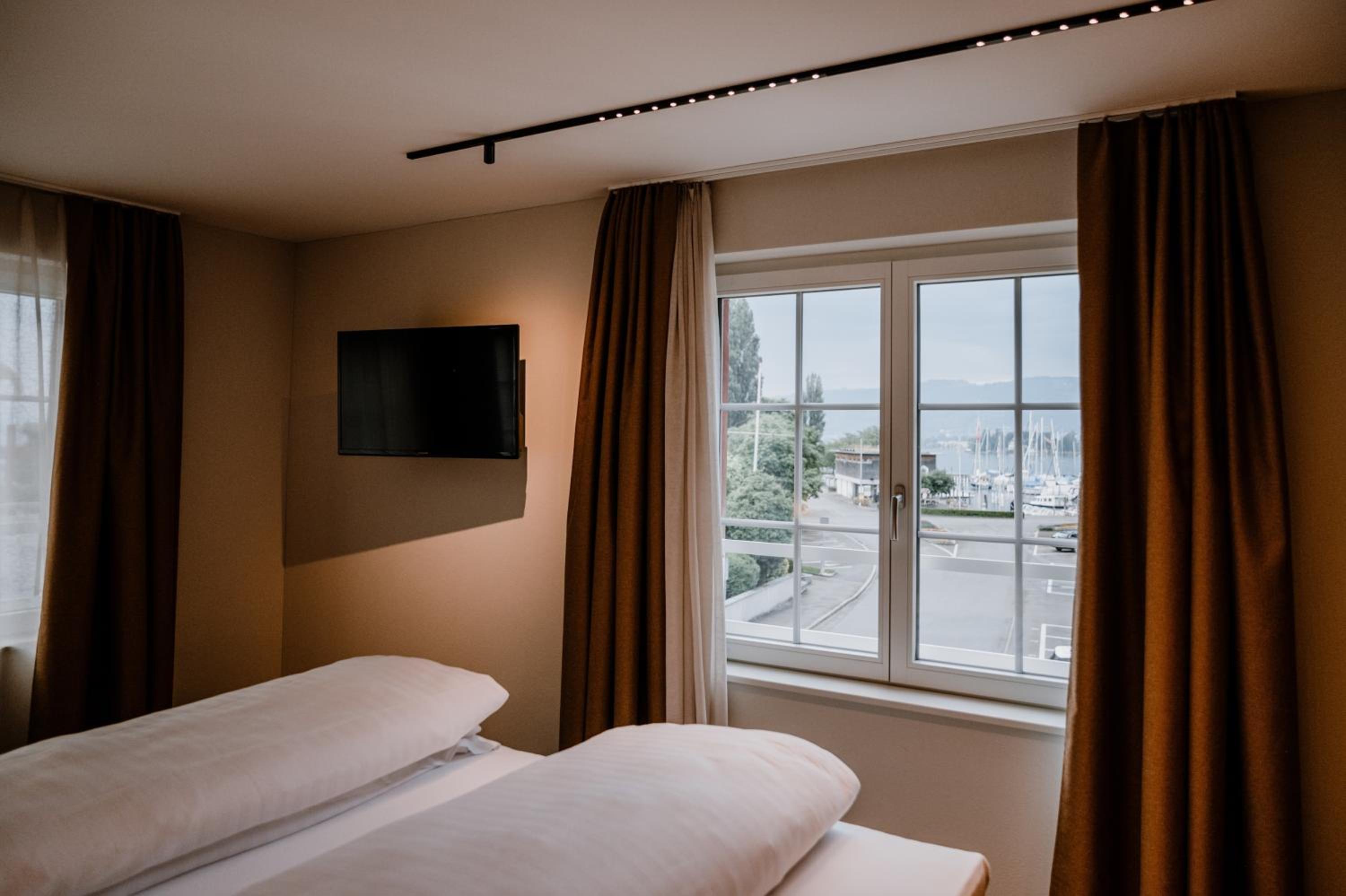 Double or Twin Room Standard - Photo 10