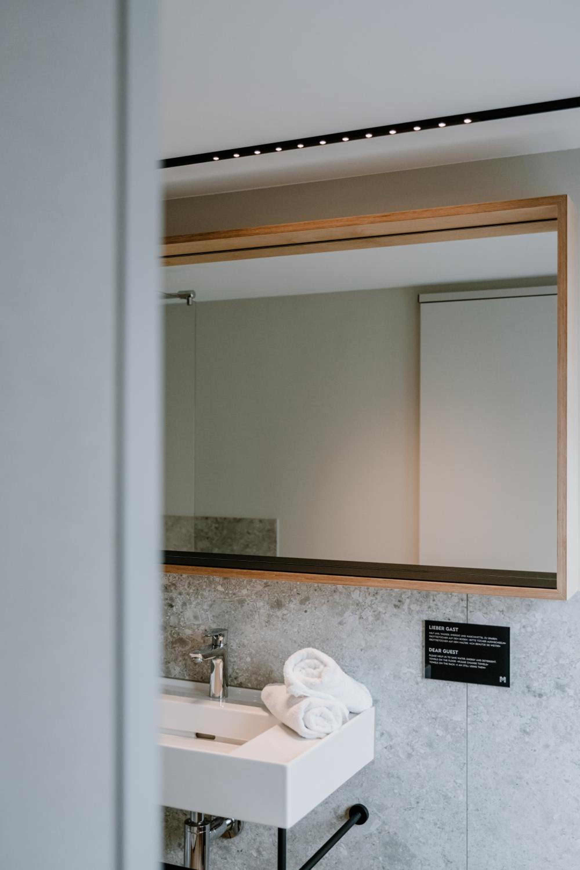 Double or Twin Room Standard - Photo 9
