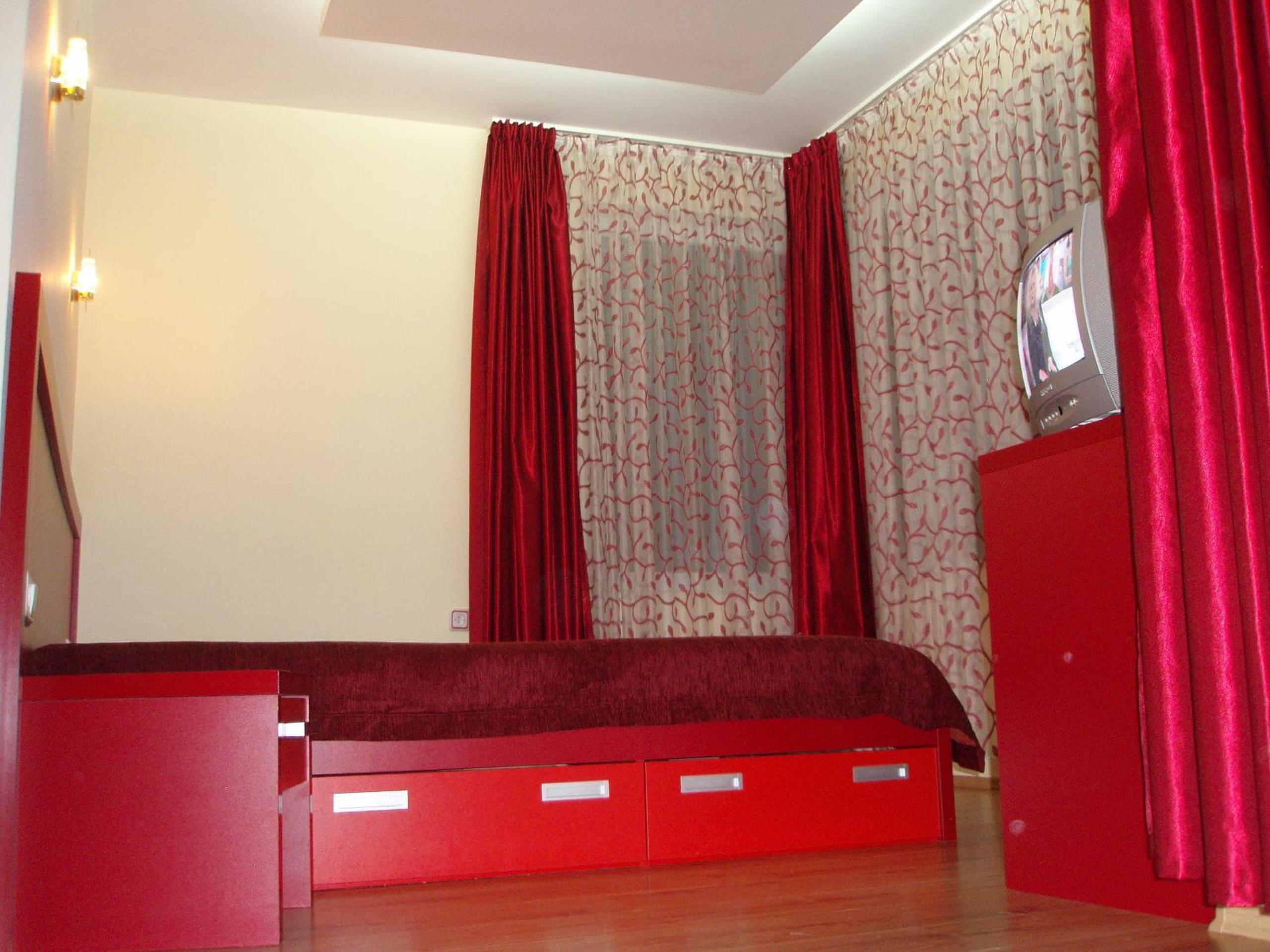 Deluxe Double Room with Extra Bed photo 2
