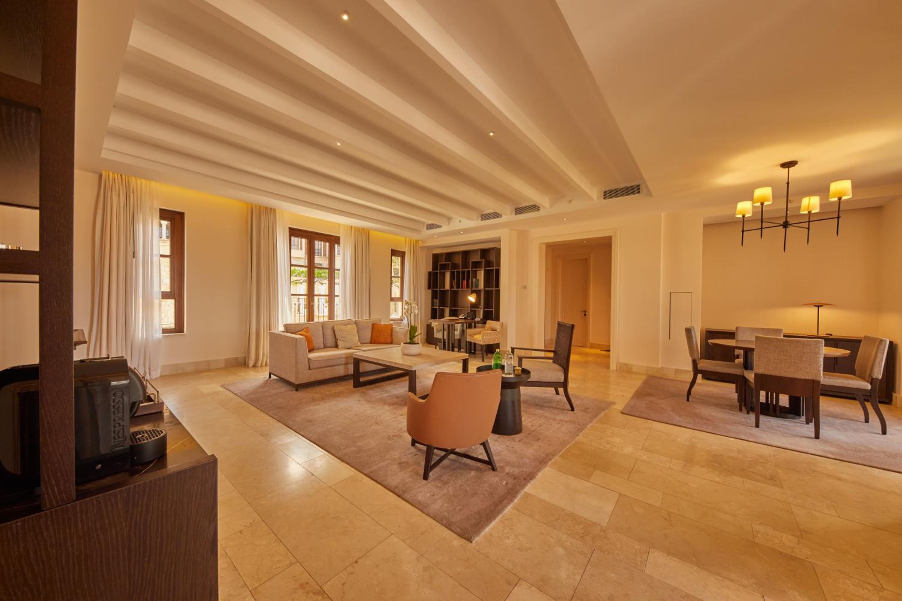 Grand Suite with View