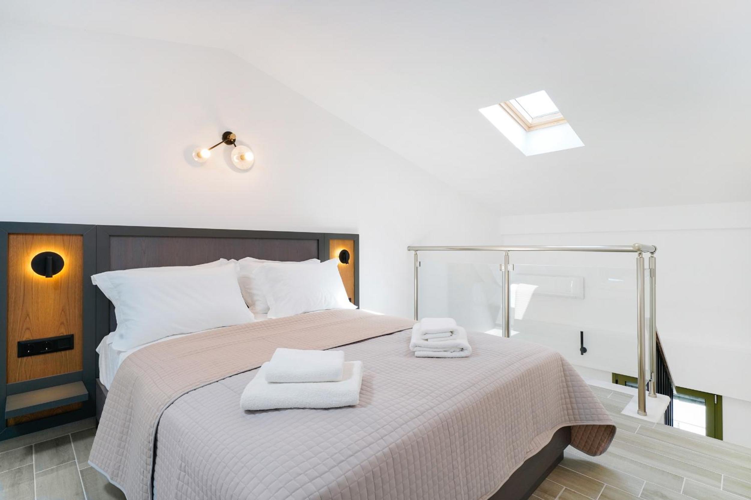 Maisonette photo 1