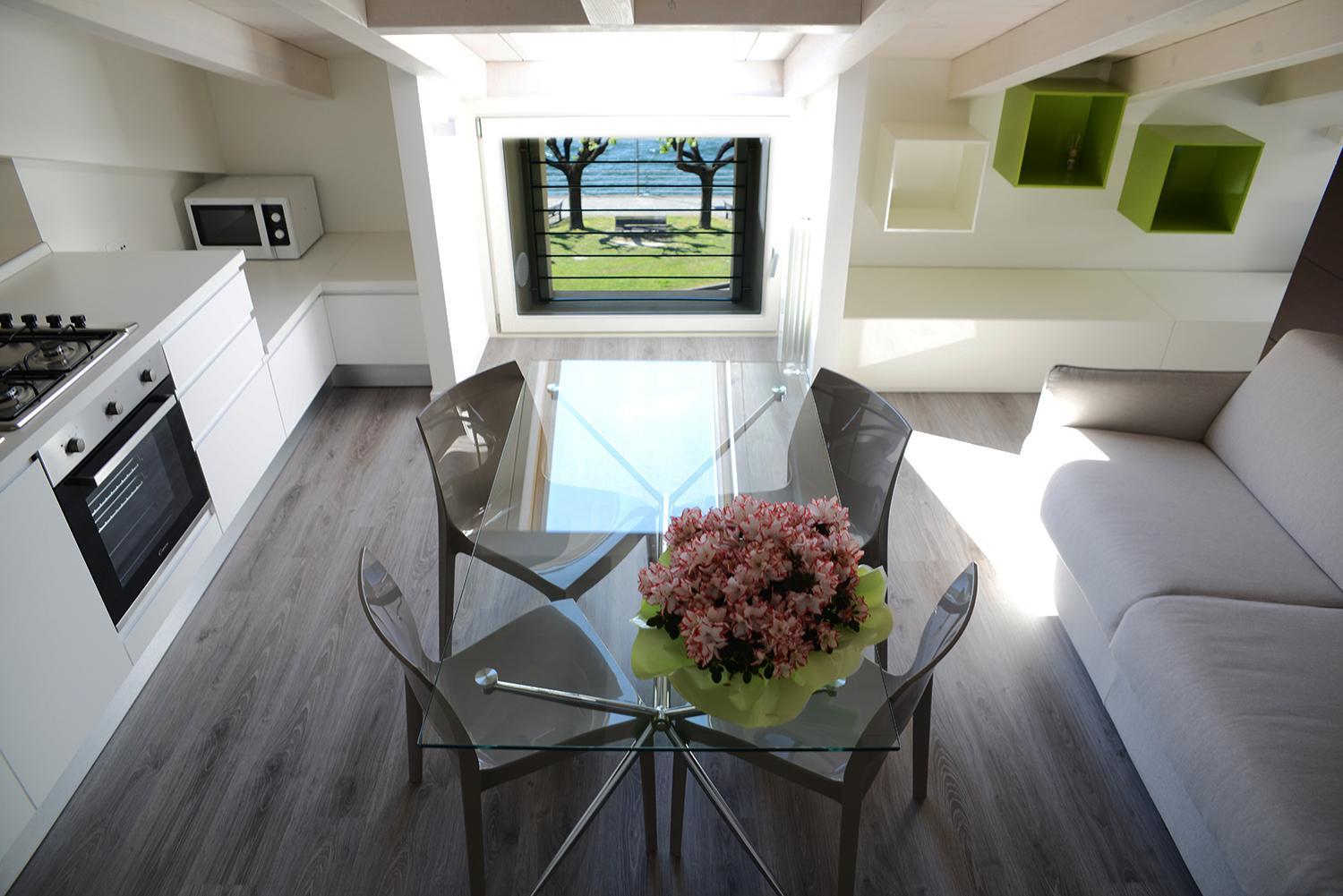 Apartment - Photo 2