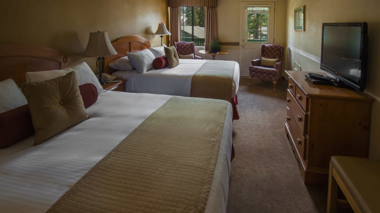 Summit 1 bedroom condo, Off Site