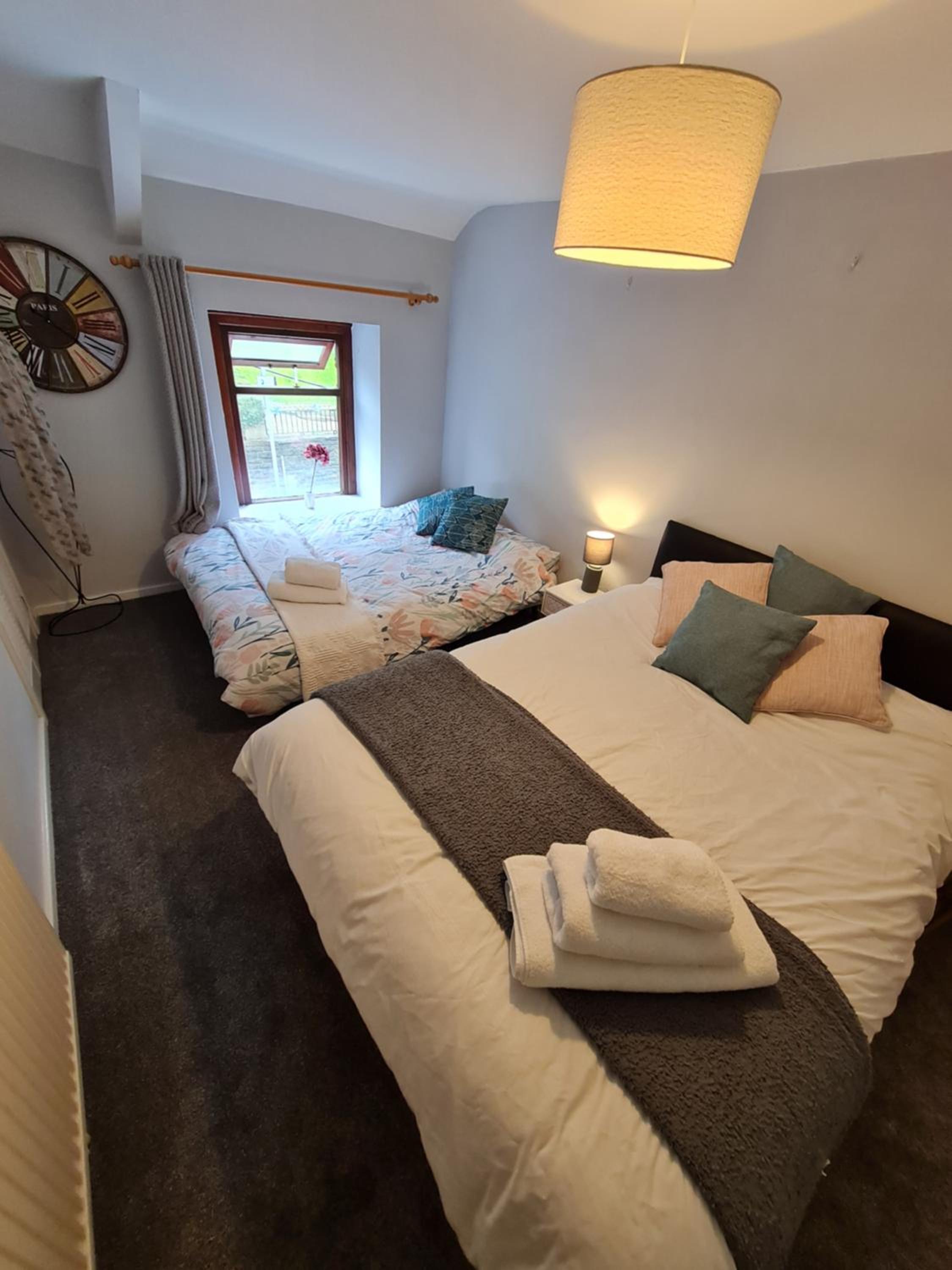 Two-Bedroom House - Photo 1