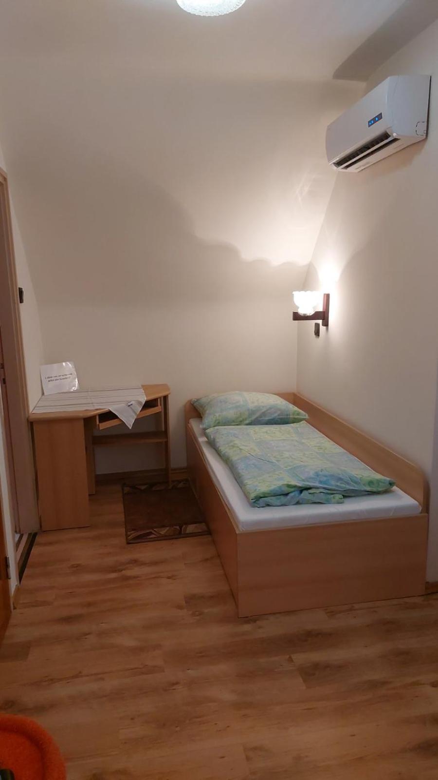 Triple Room with Balcony photo 2