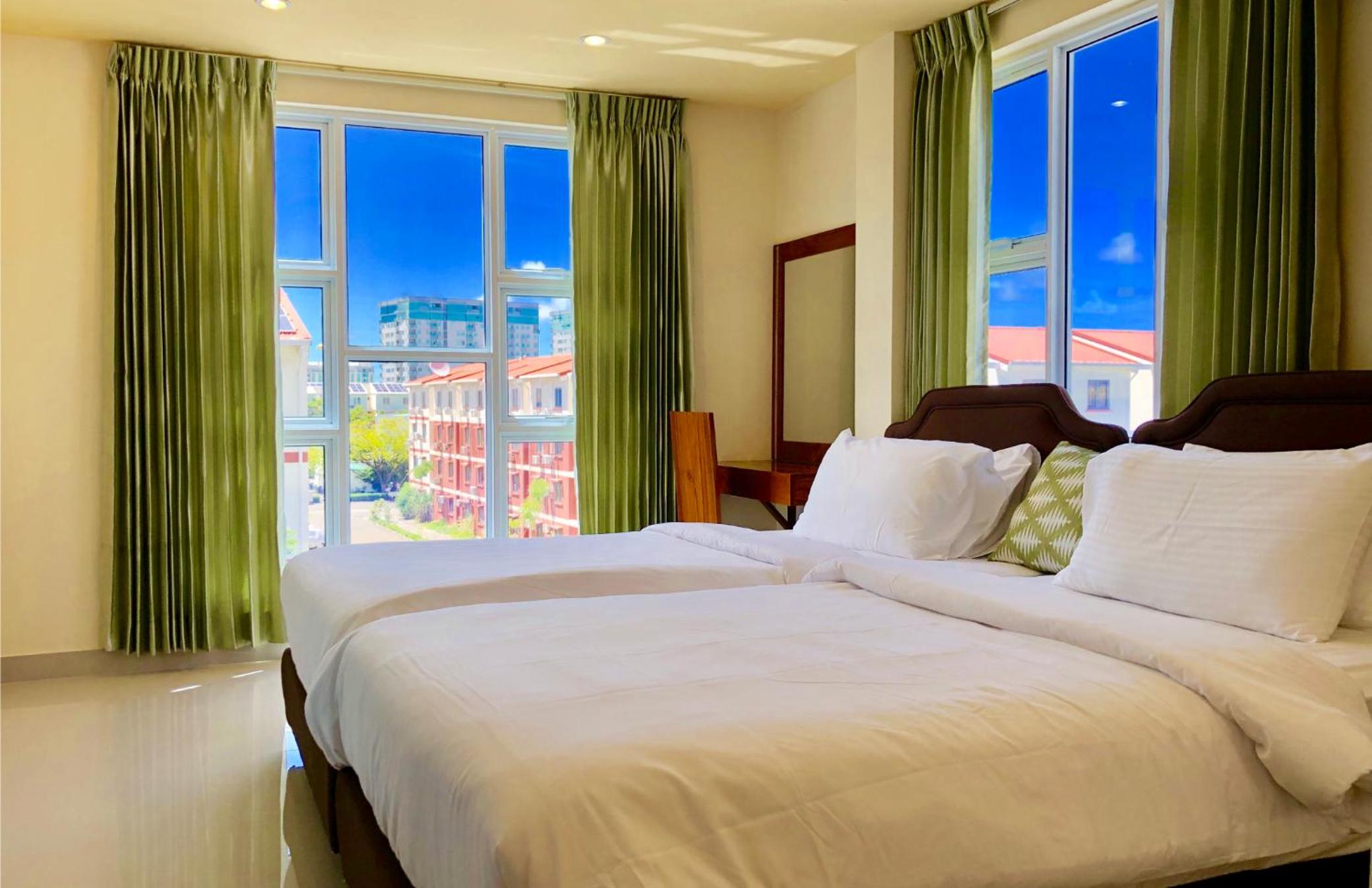 Twin Room with City View photo 2