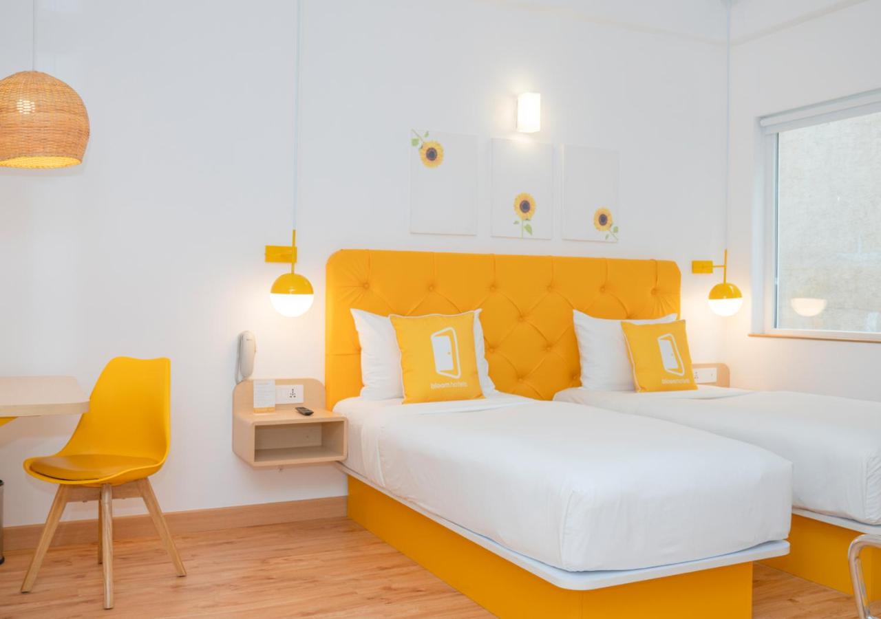 Standard Twin Room - Photo 11