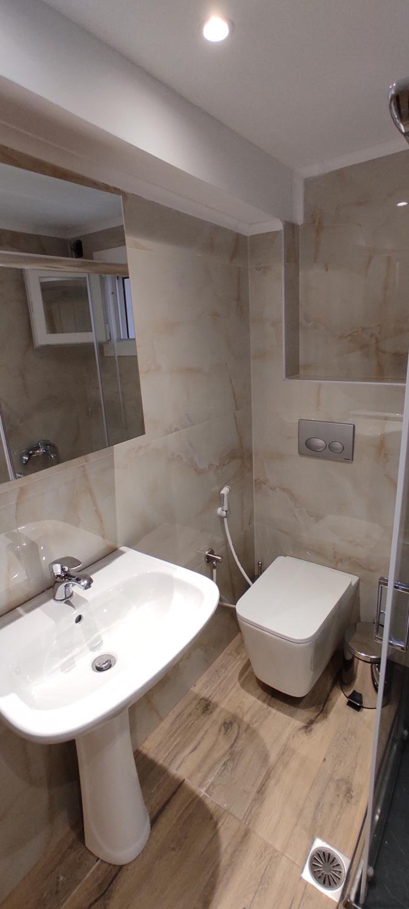 One-Bedroom Apartment - Photo 13