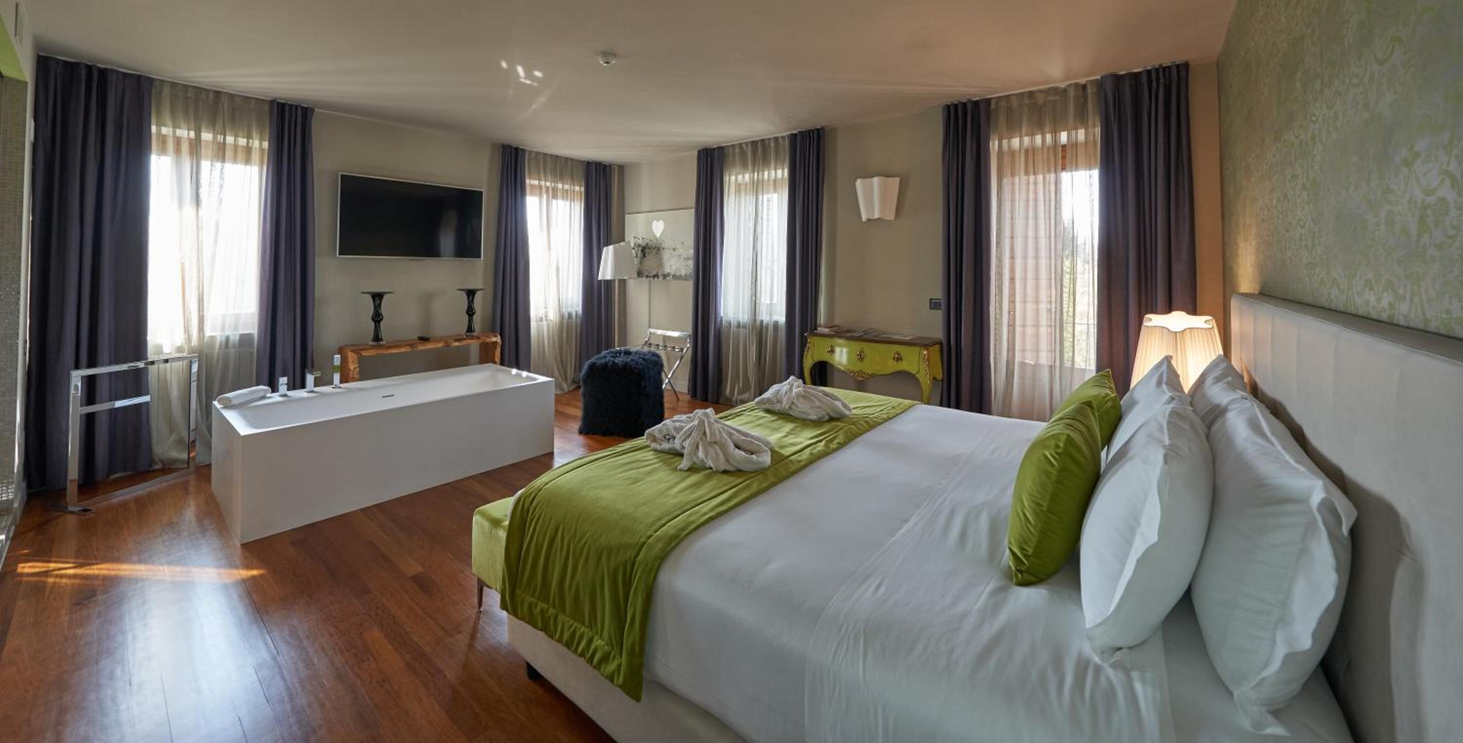 Superior Suite photo 3