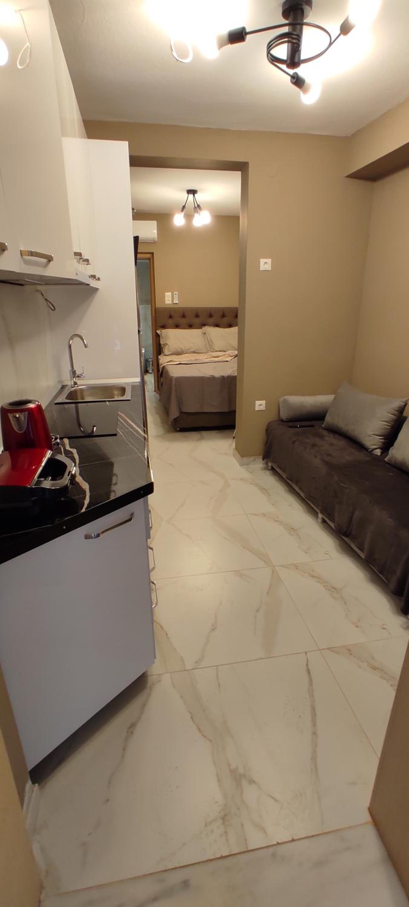 One-Bedroom Apartment - Photo 39