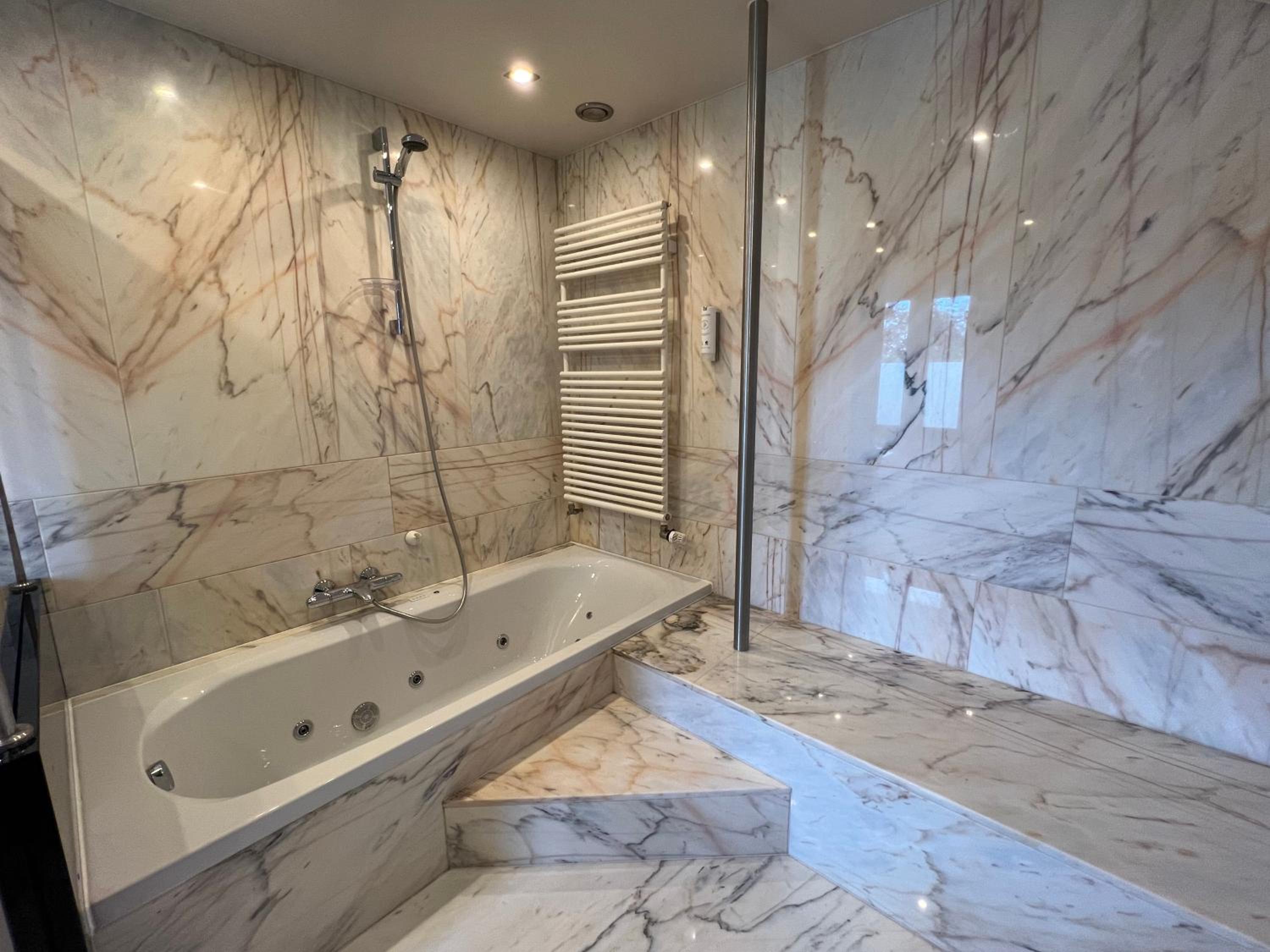 Suite photo 2