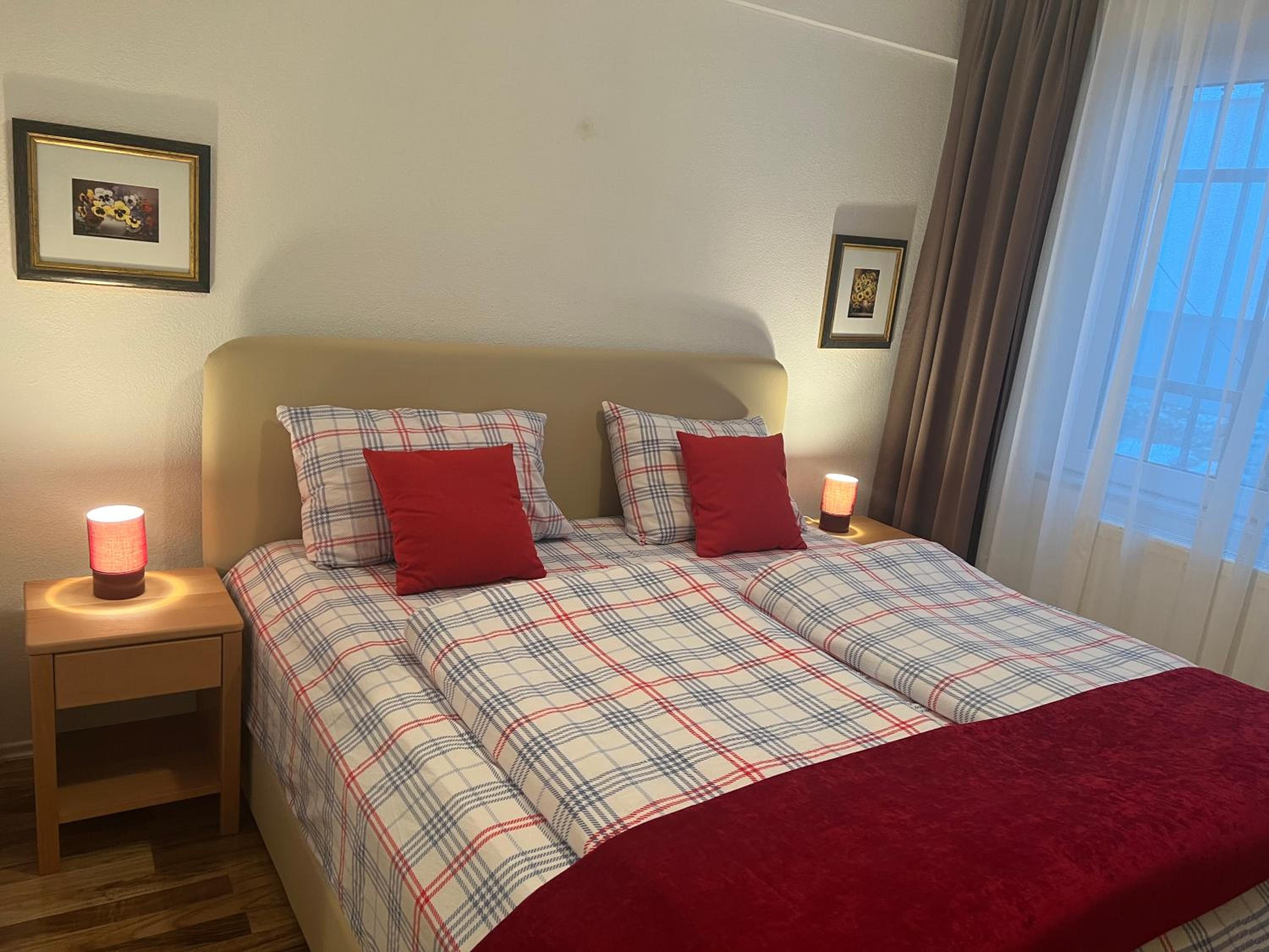 Double Room - Photo 3