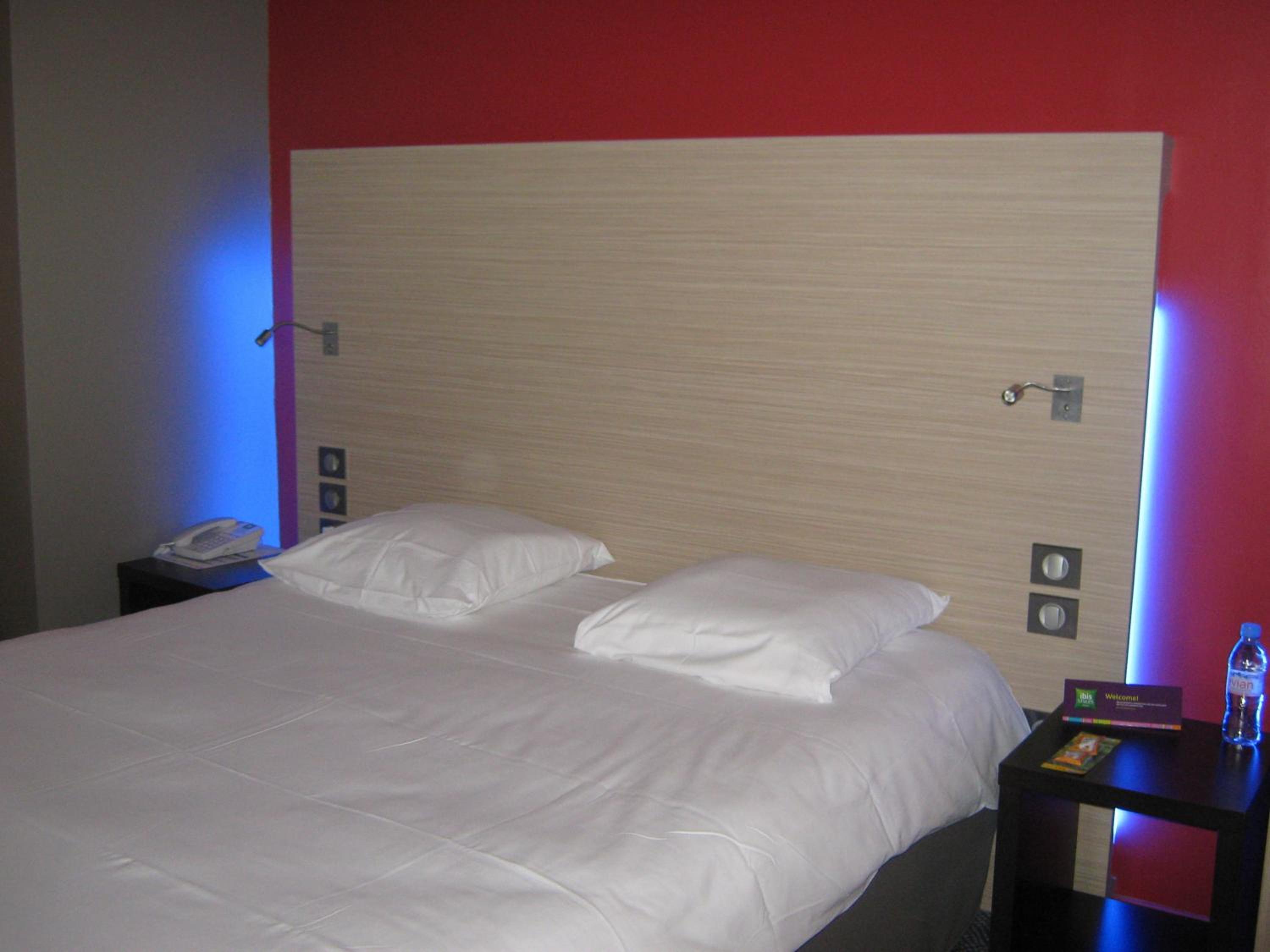 Standard Double Room - Photo 4