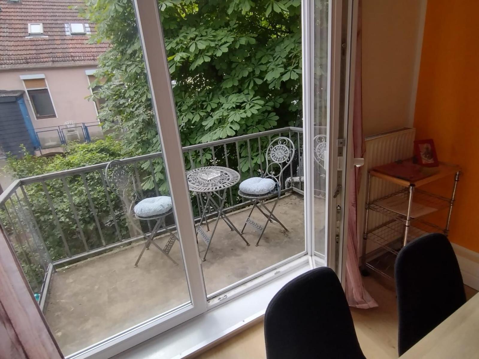 Apartment with Balcony - Photo 7