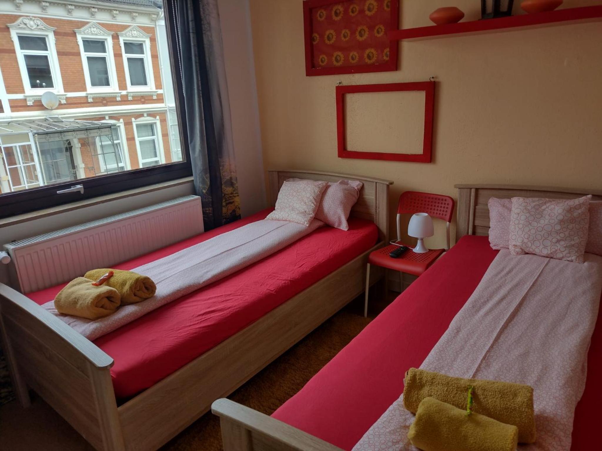Apartment with Balcony - Photo 8