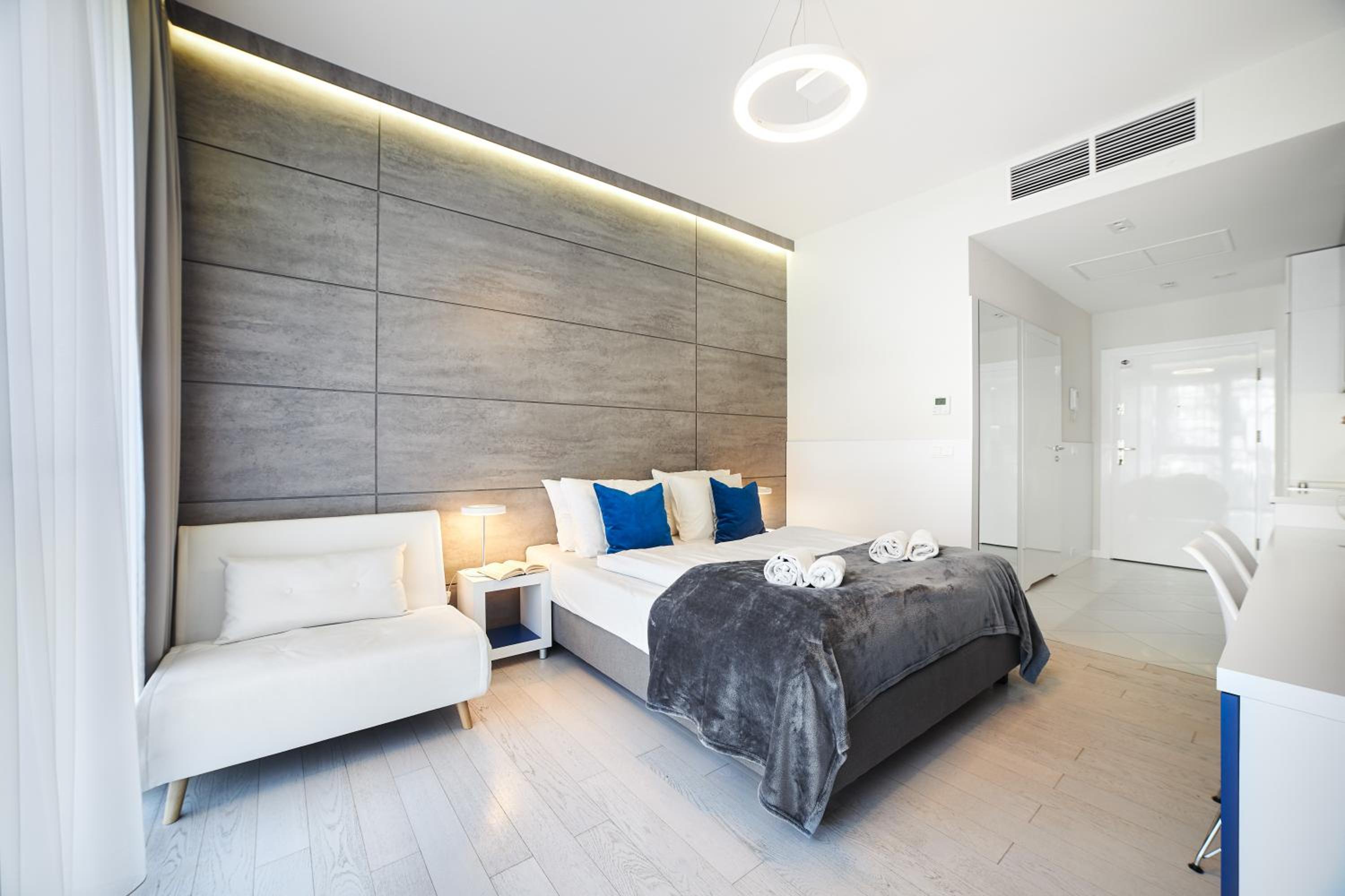 Studio Apartment B222 (Partial Sea View) photo 1