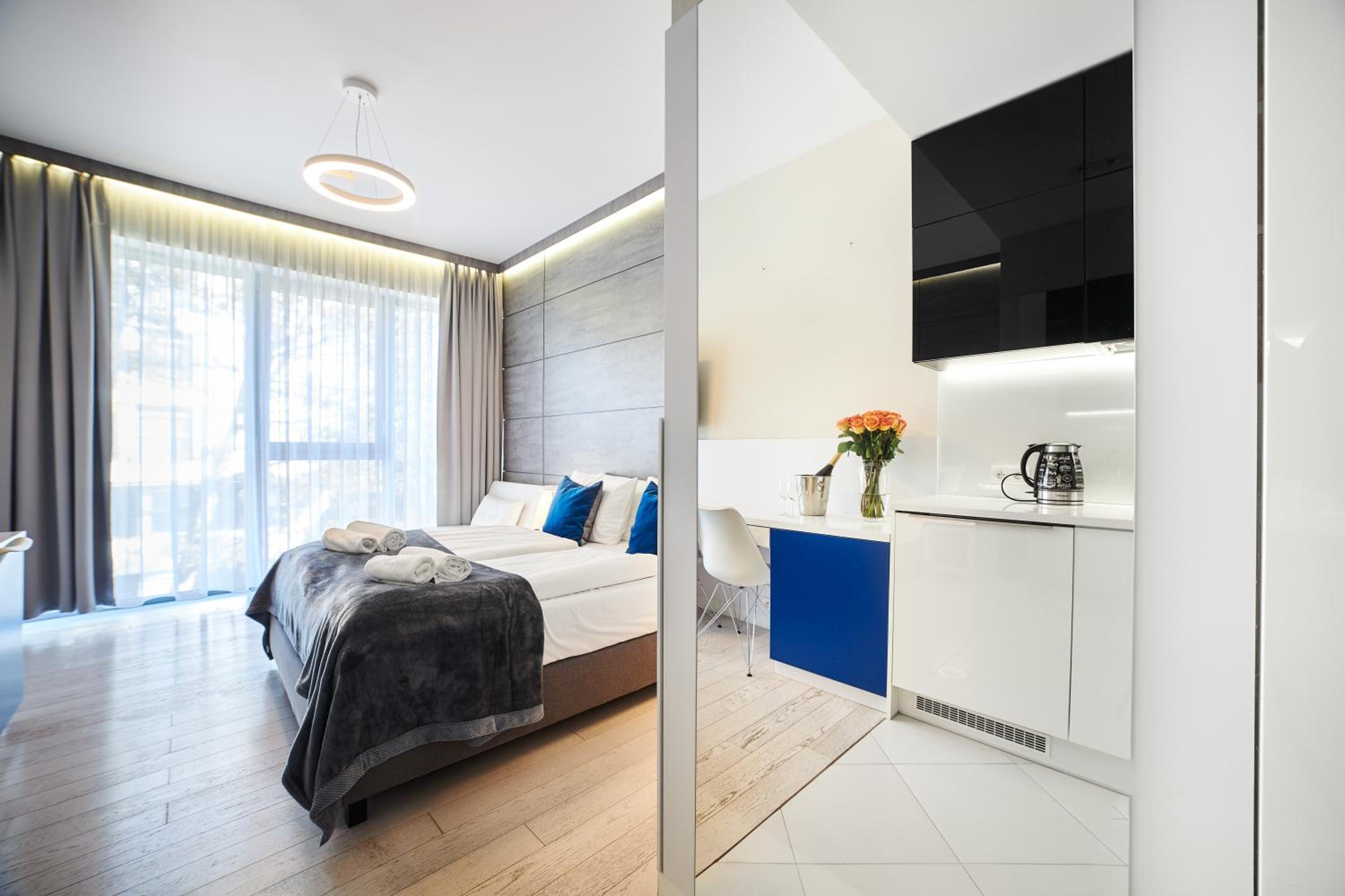 Studio Apartment B222 (Partial Sea View) photo 3