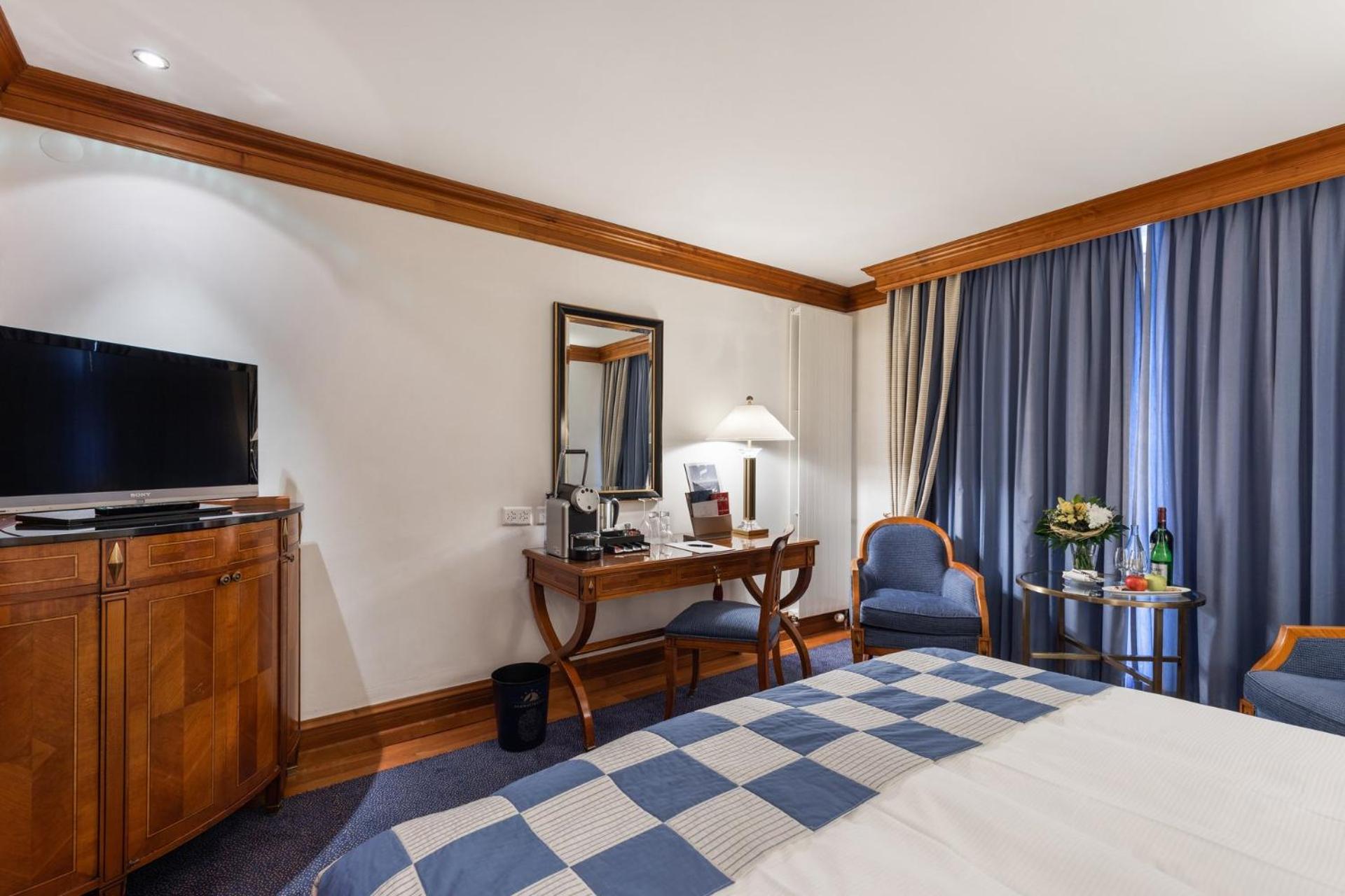 Double Room with Matterhorn View - Photo 1